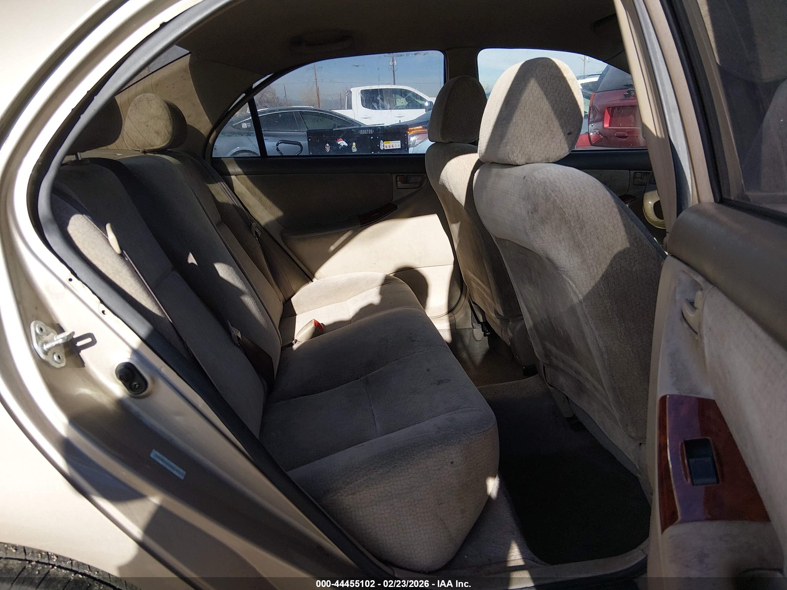 TOYOTA COROLLA image 8
