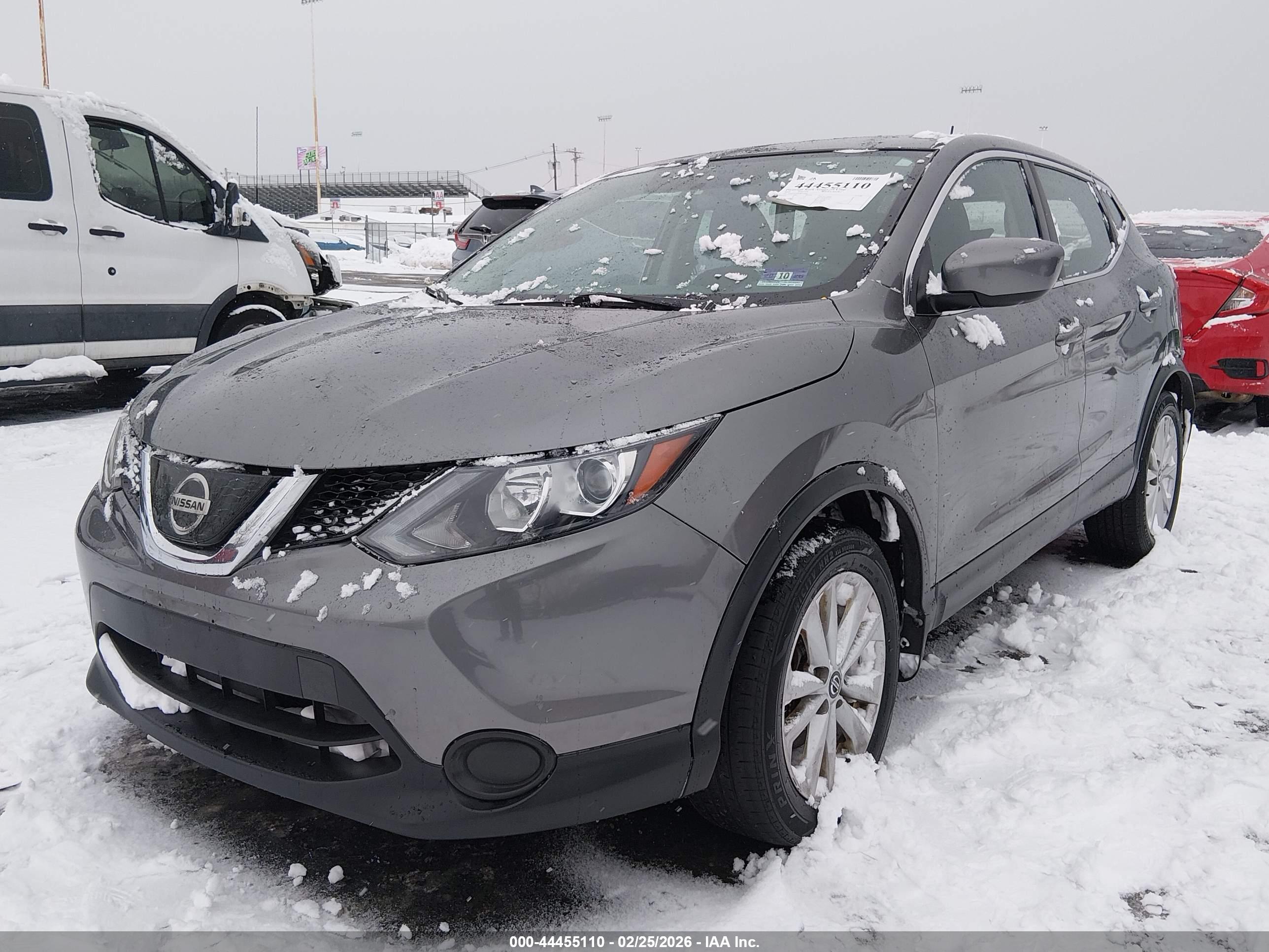 NISSAN ROGUE image 2