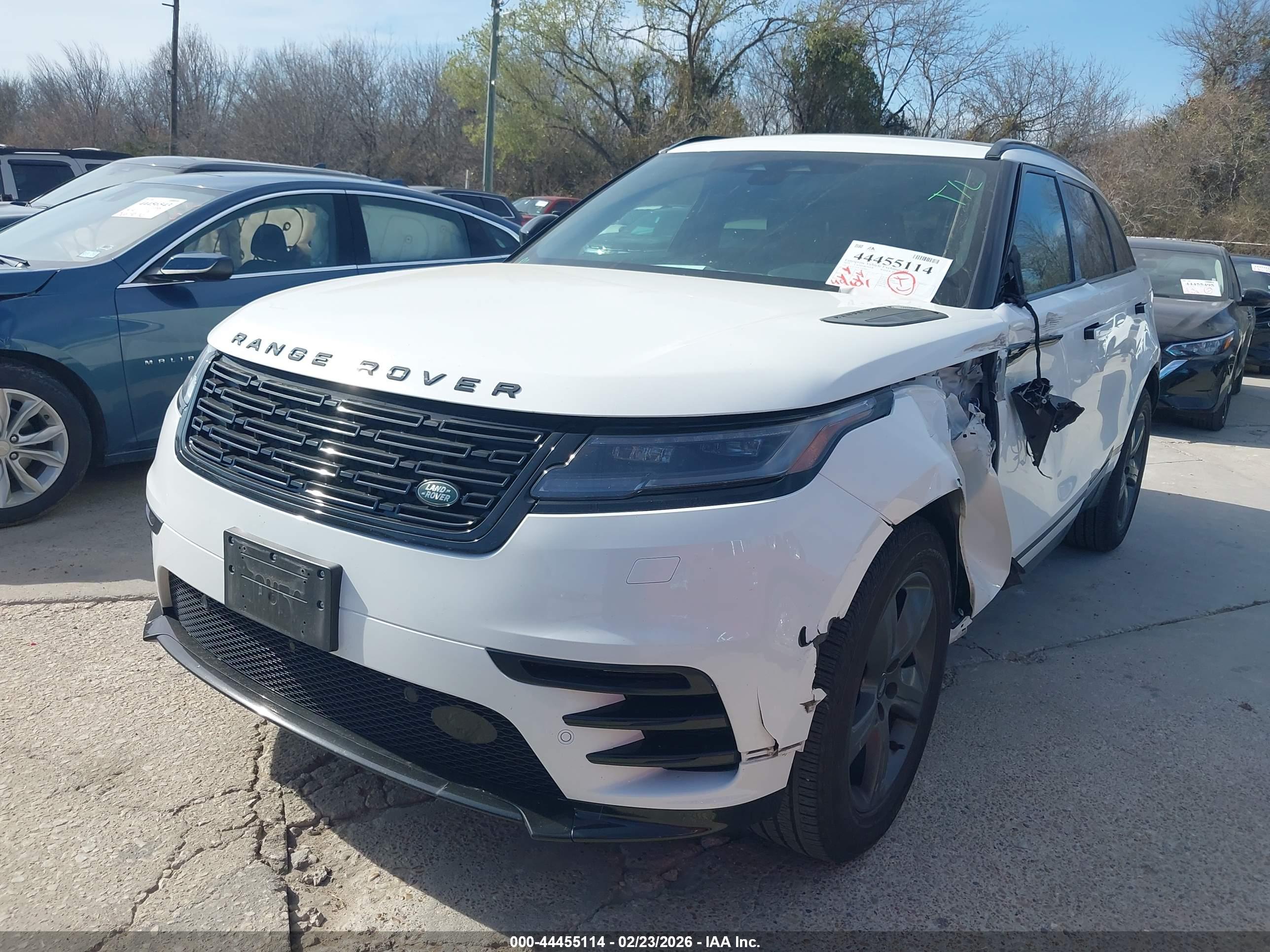LAND ROVER image 2