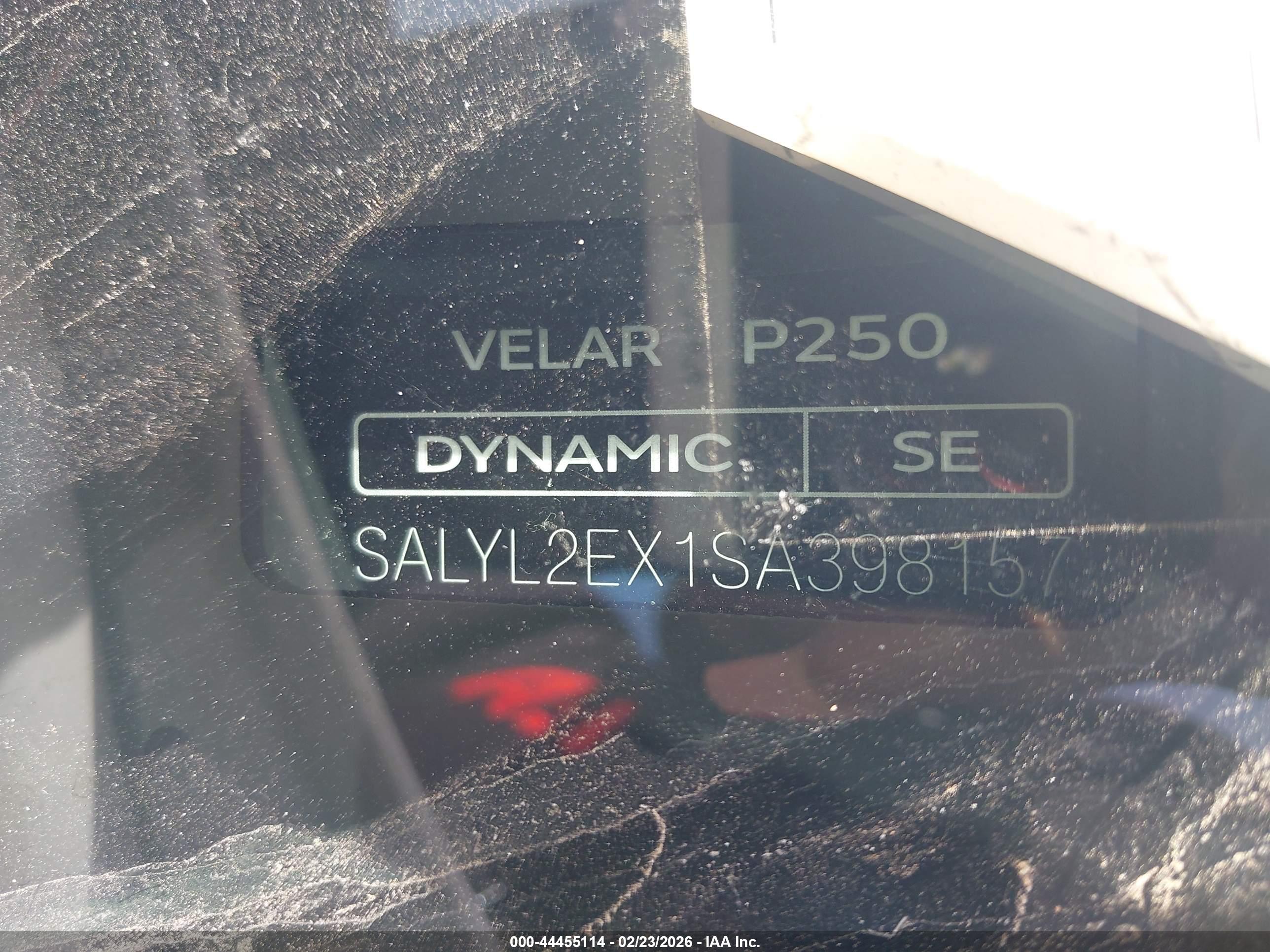 LAND ROVER image 9