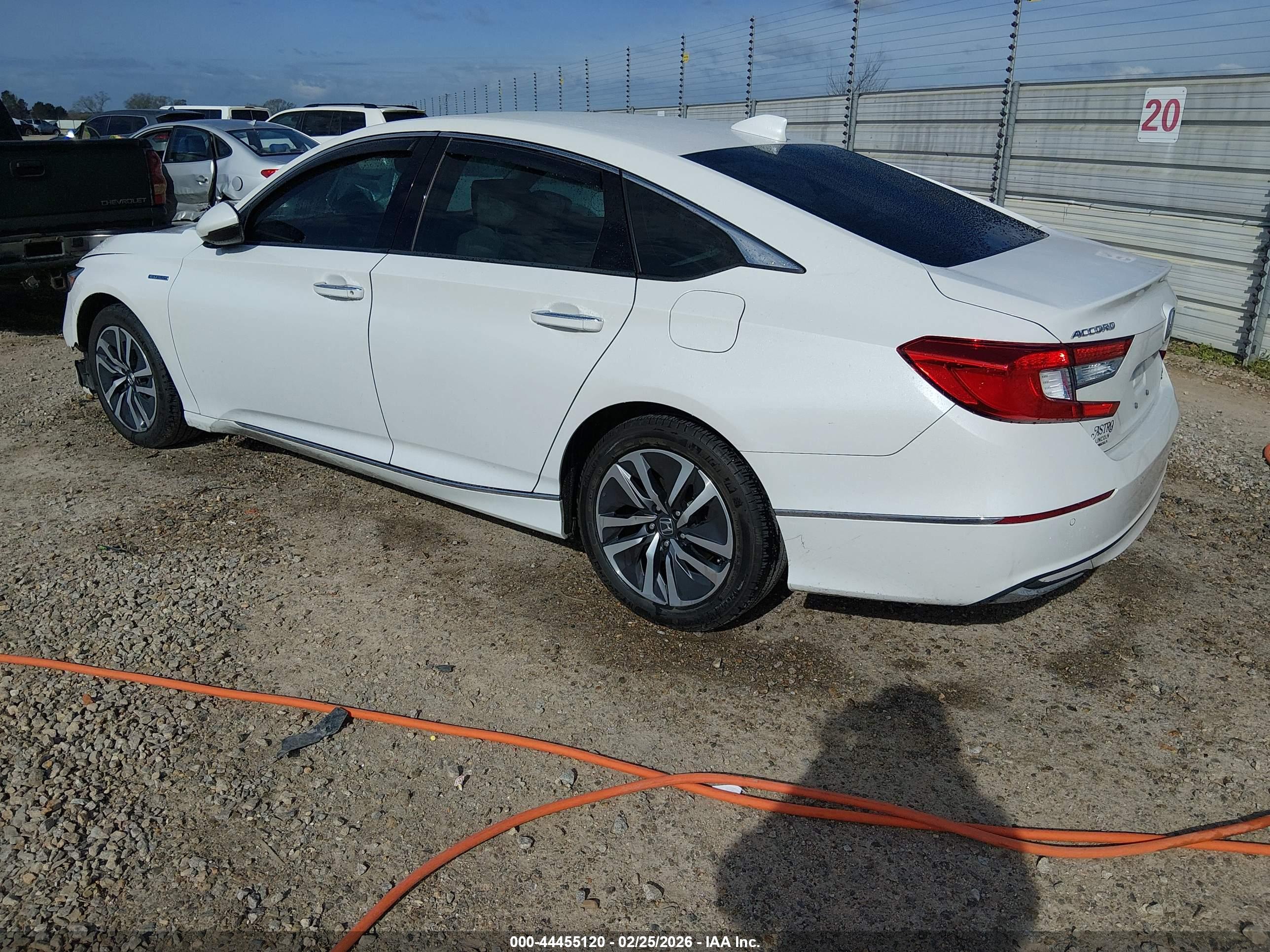 HONDA ACCORD image 3