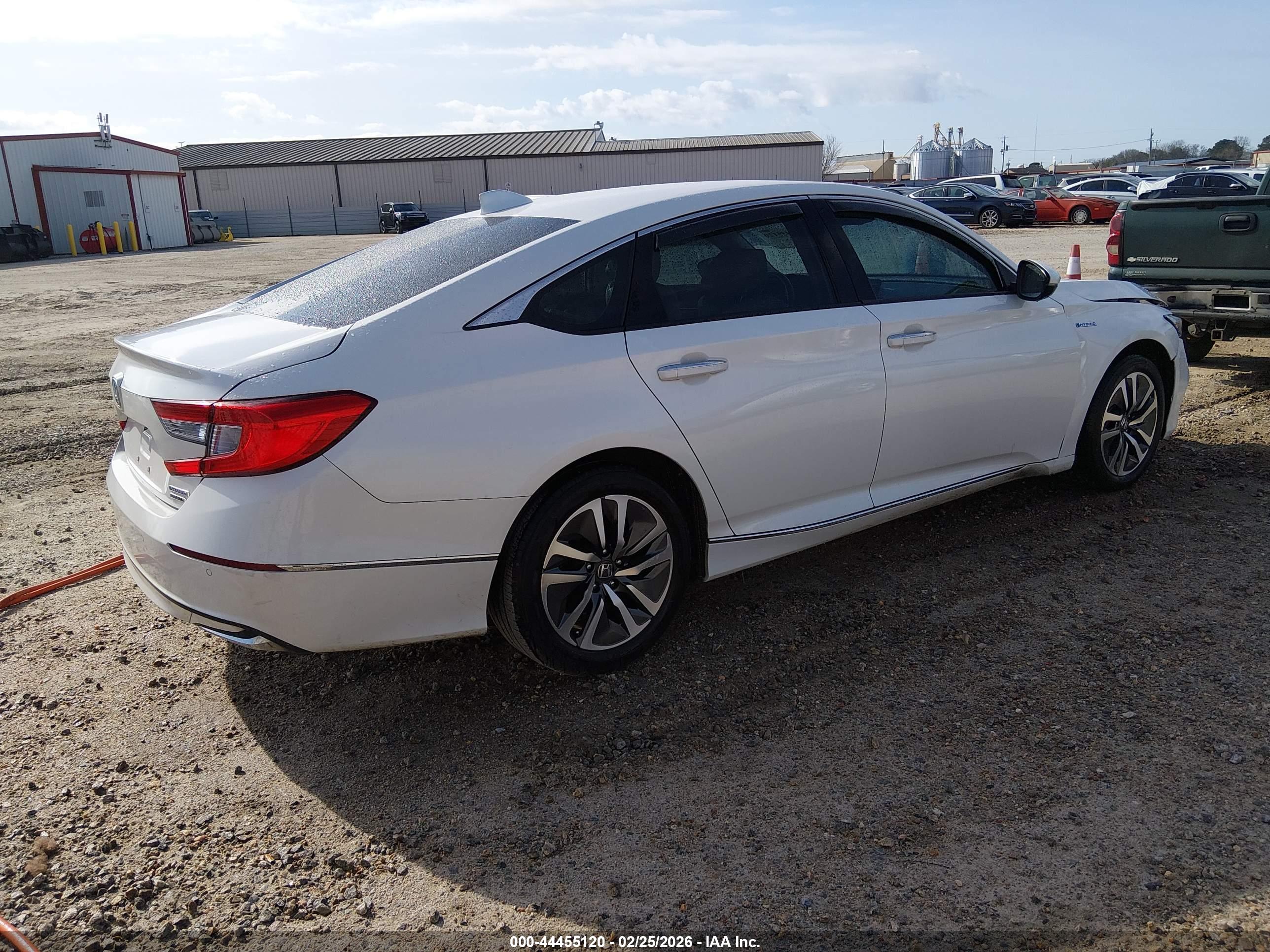 HONDA ACCORD image 4