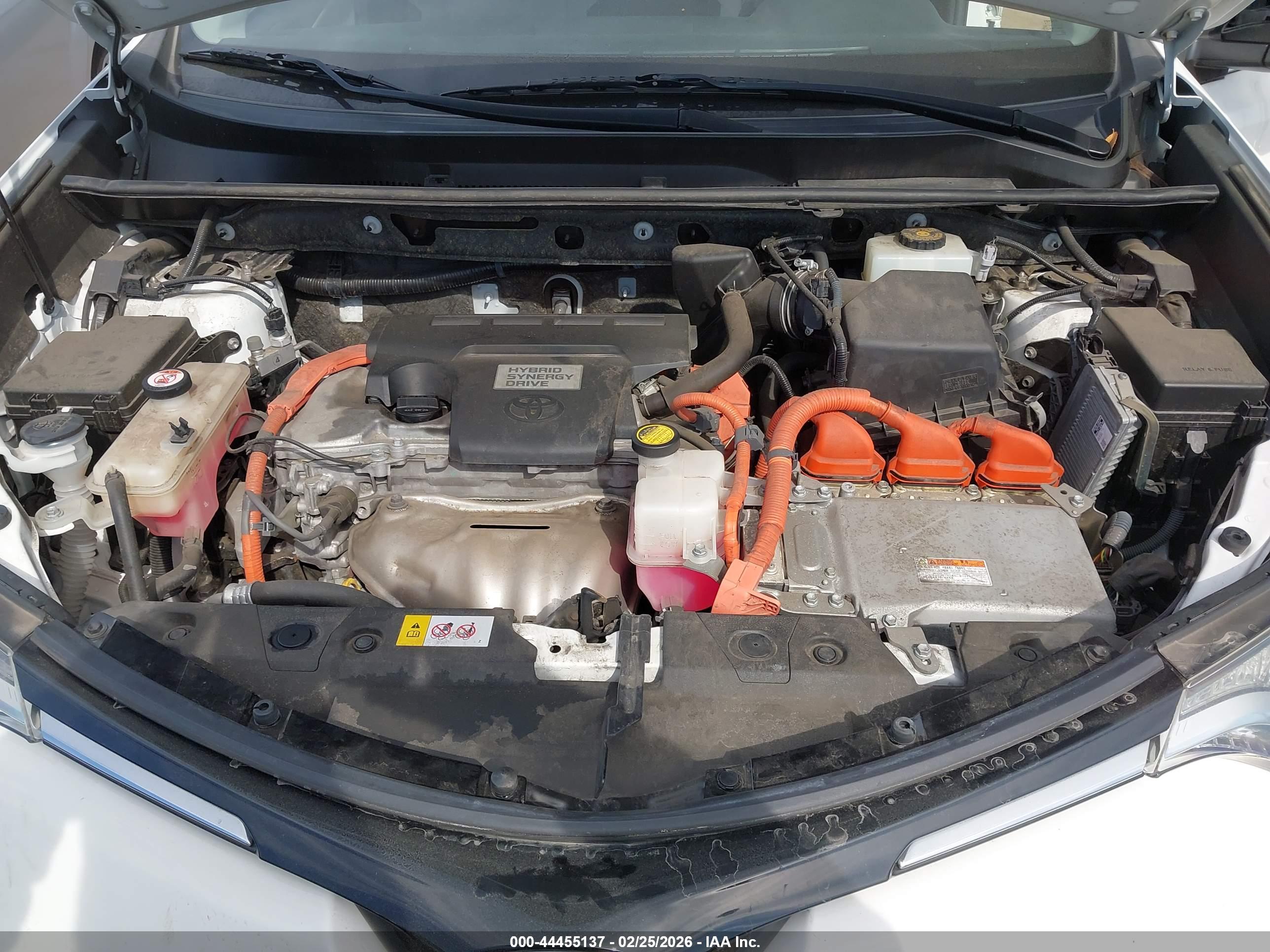 TOYOTA RAV4 image 10