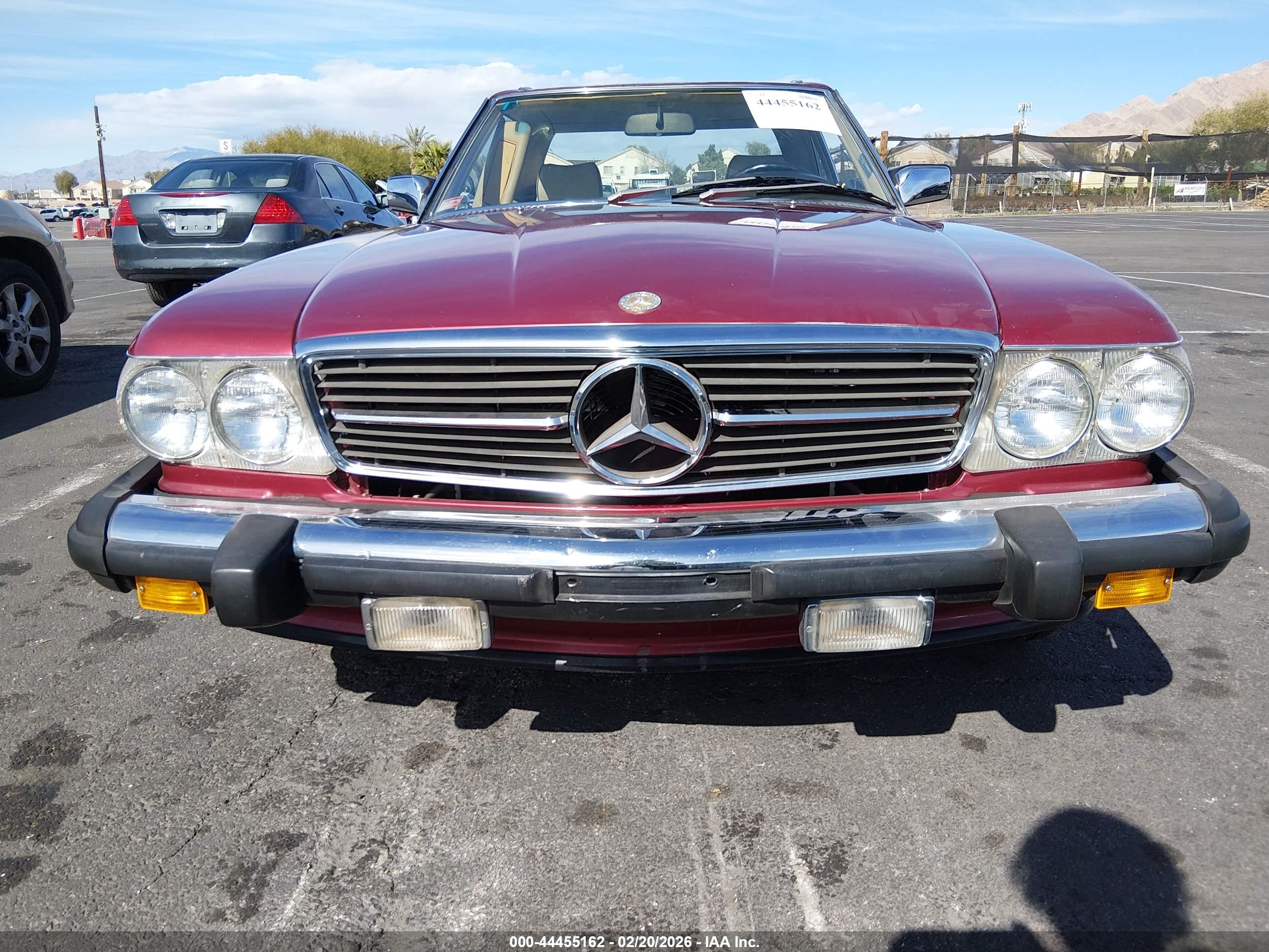 MERCEDES-BENZ 560 image 6