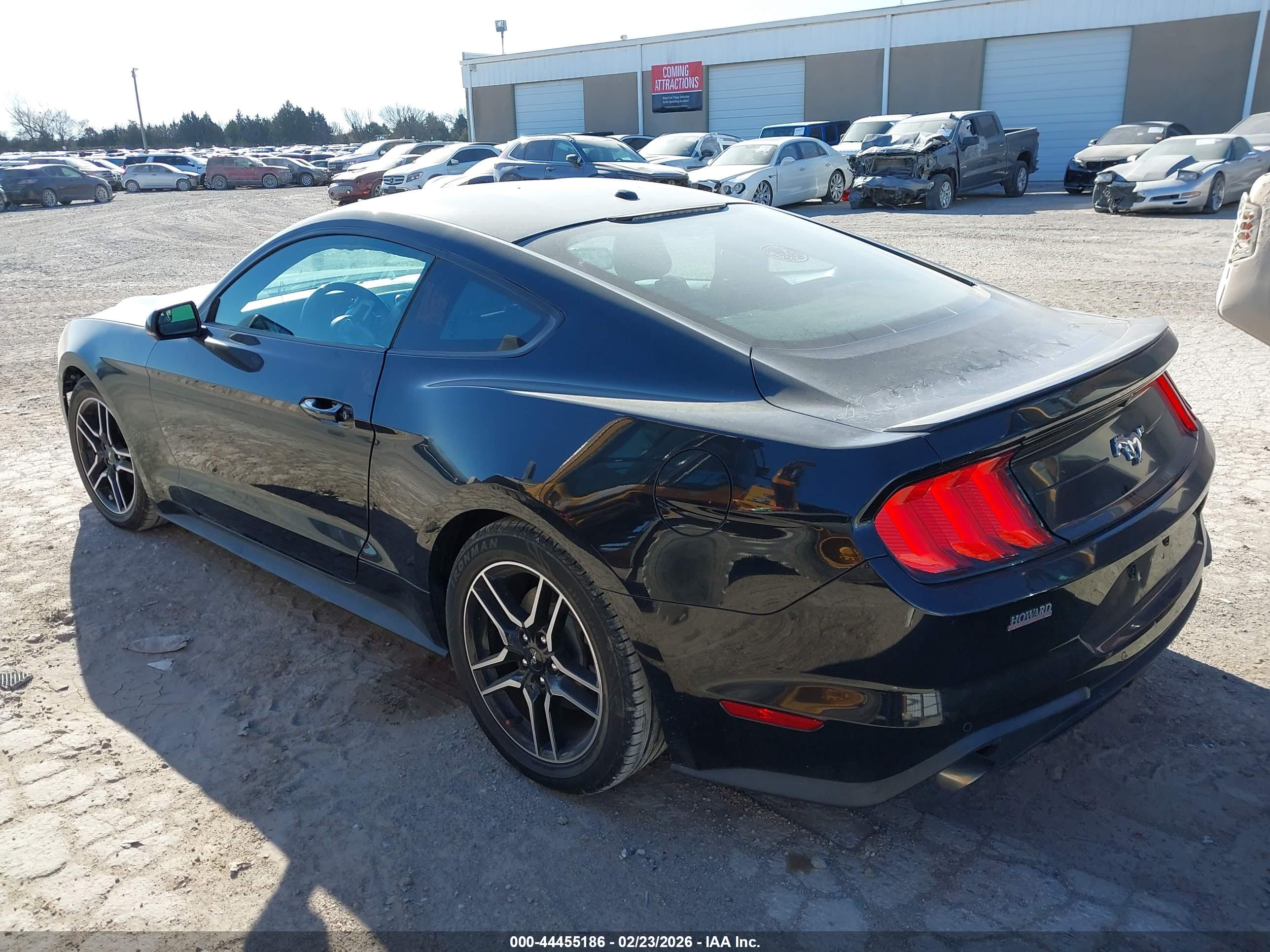 FORD MUSTANG image 3