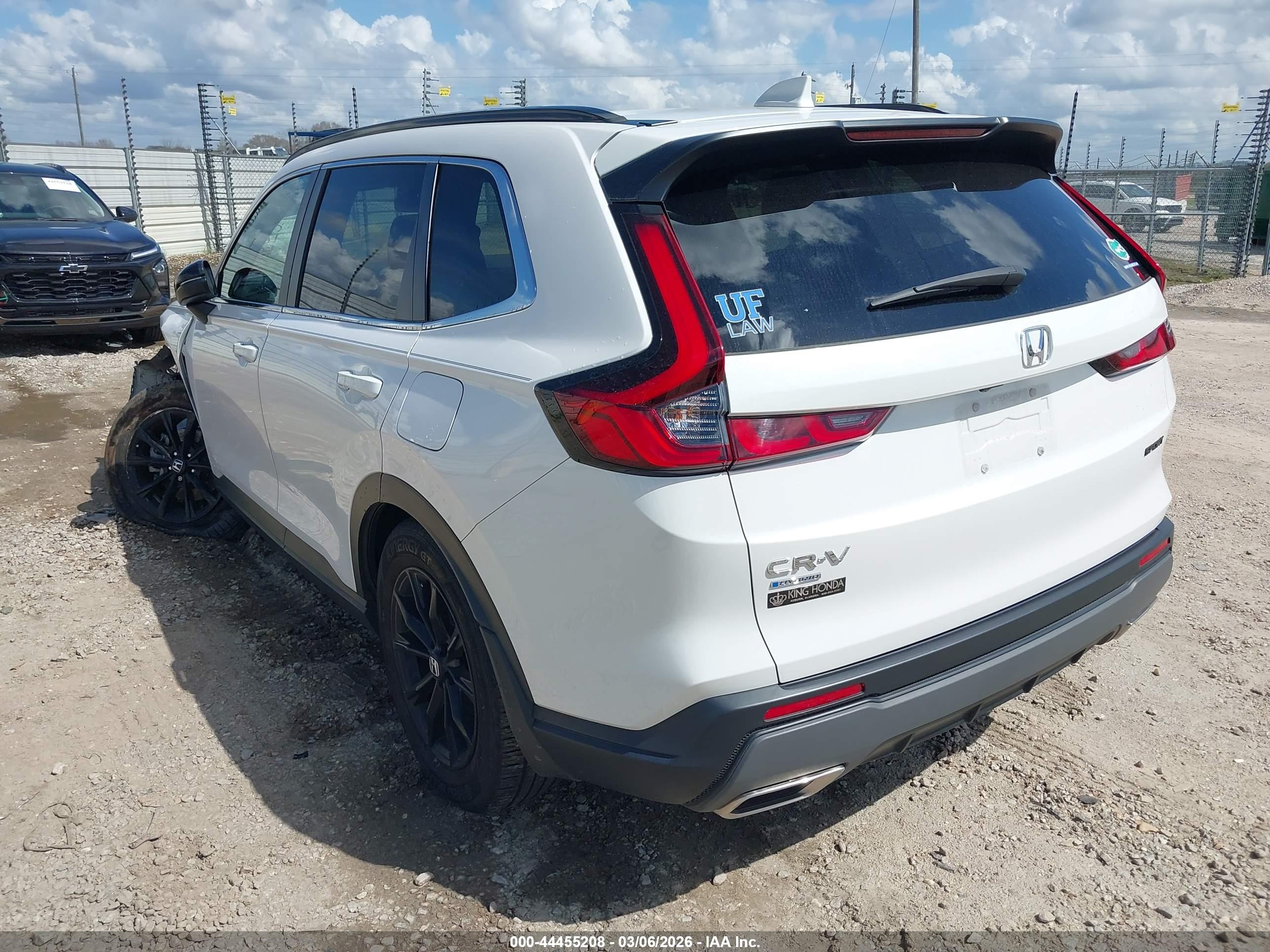 HONDA CR-V image 3