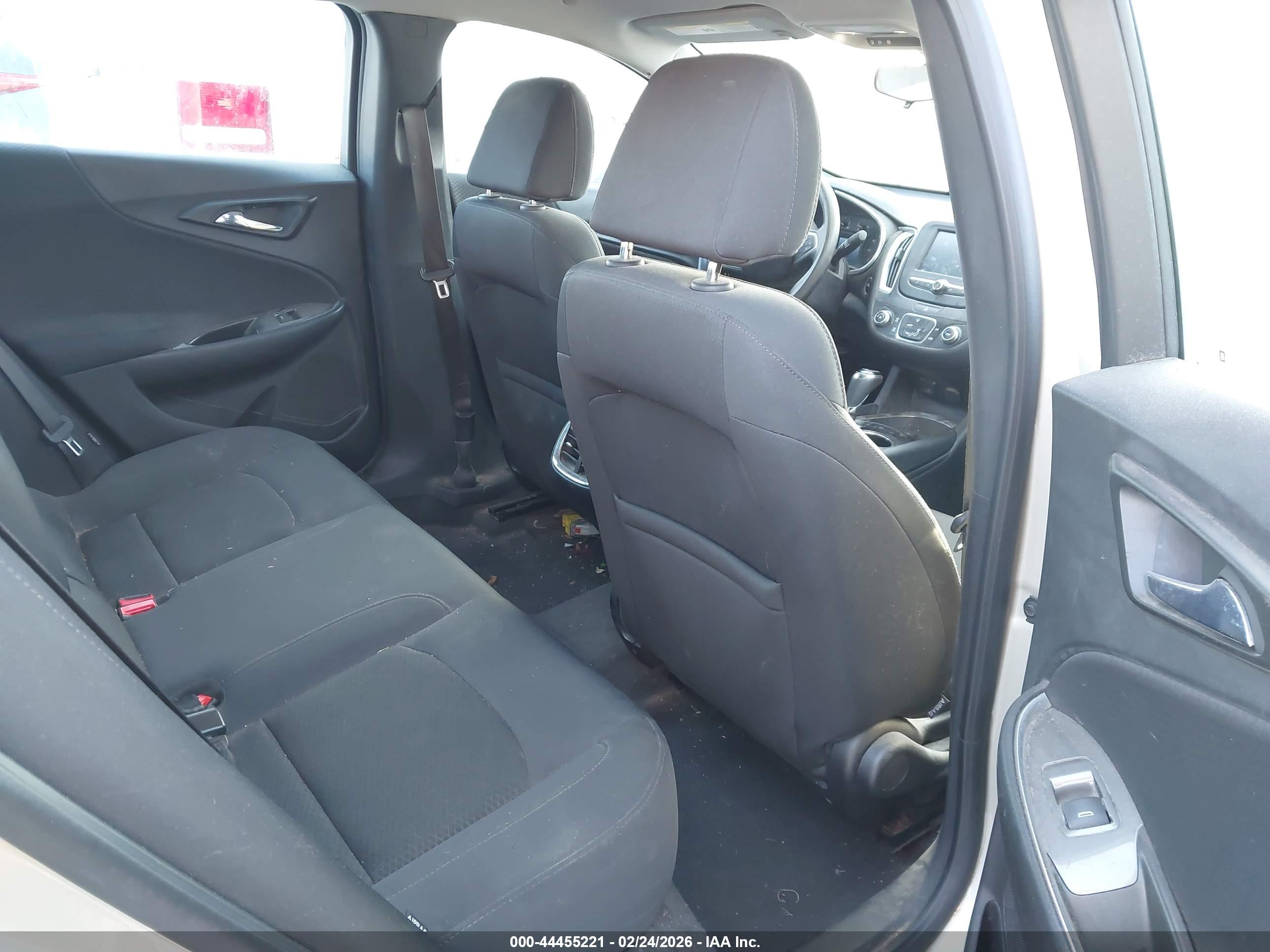 CHEVROLET MALIBU image 8