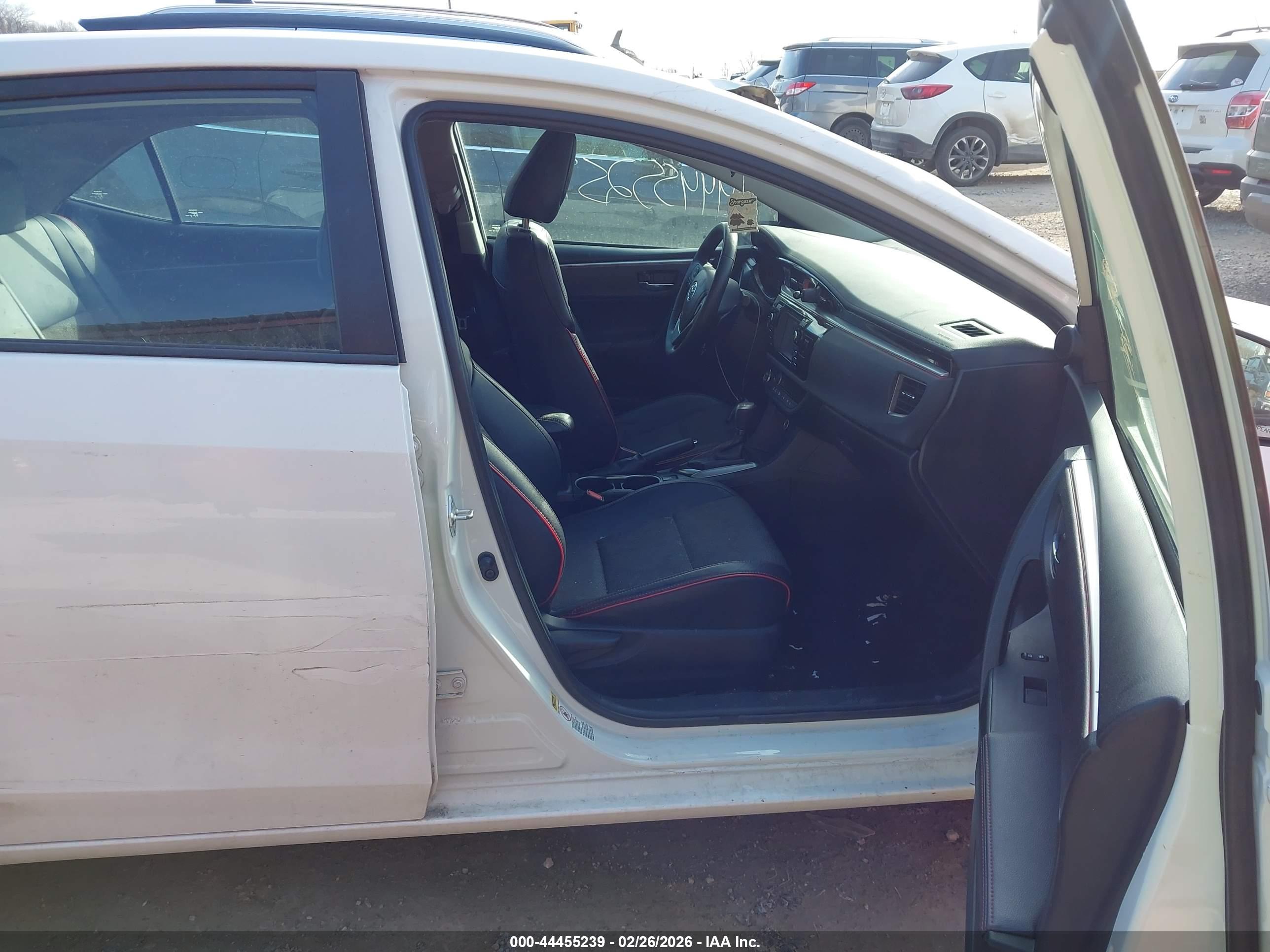 TOYOTA COROLLA image 5