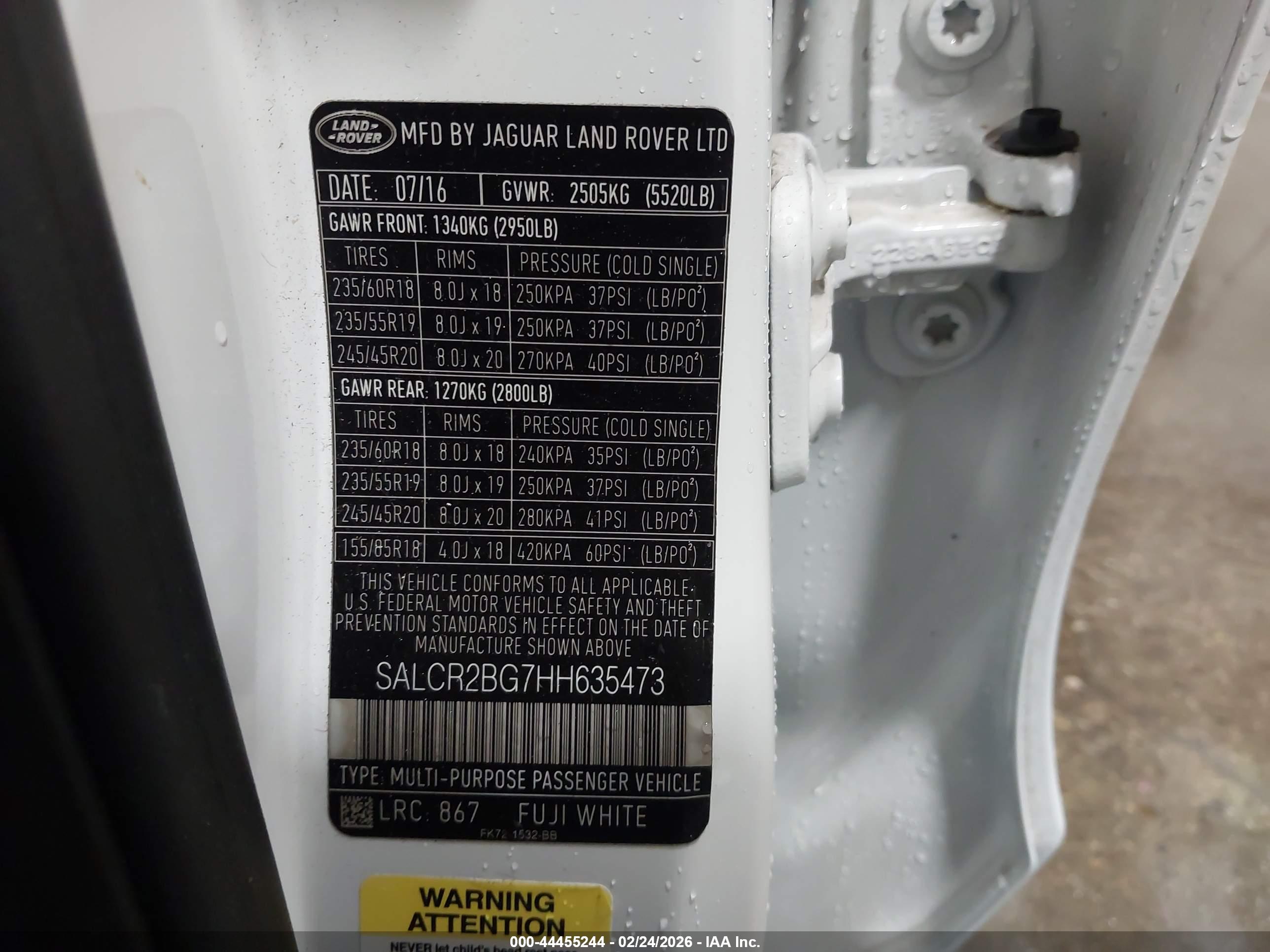 LAND ROVER image 9