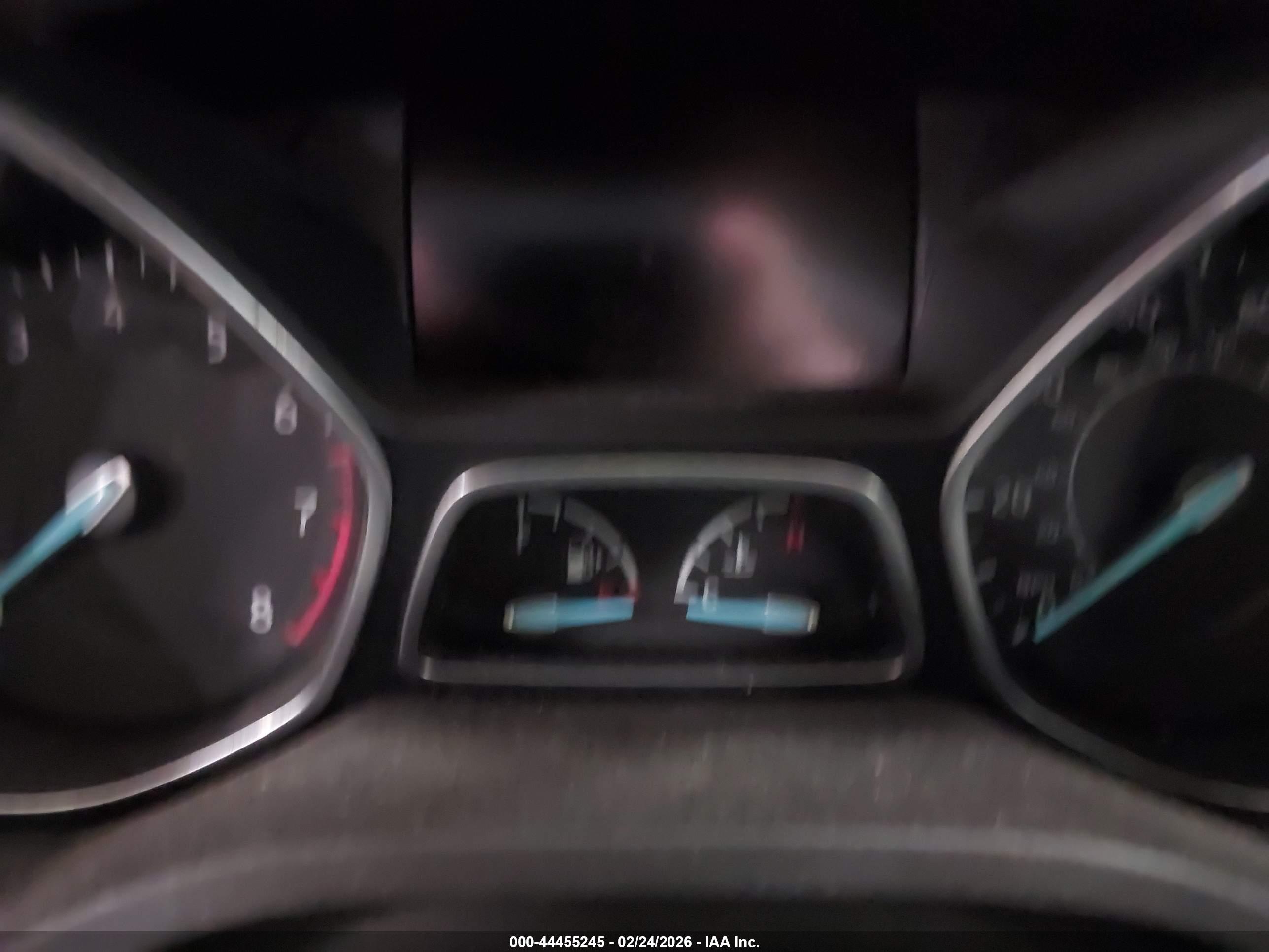 FORD ESCAPE image 7