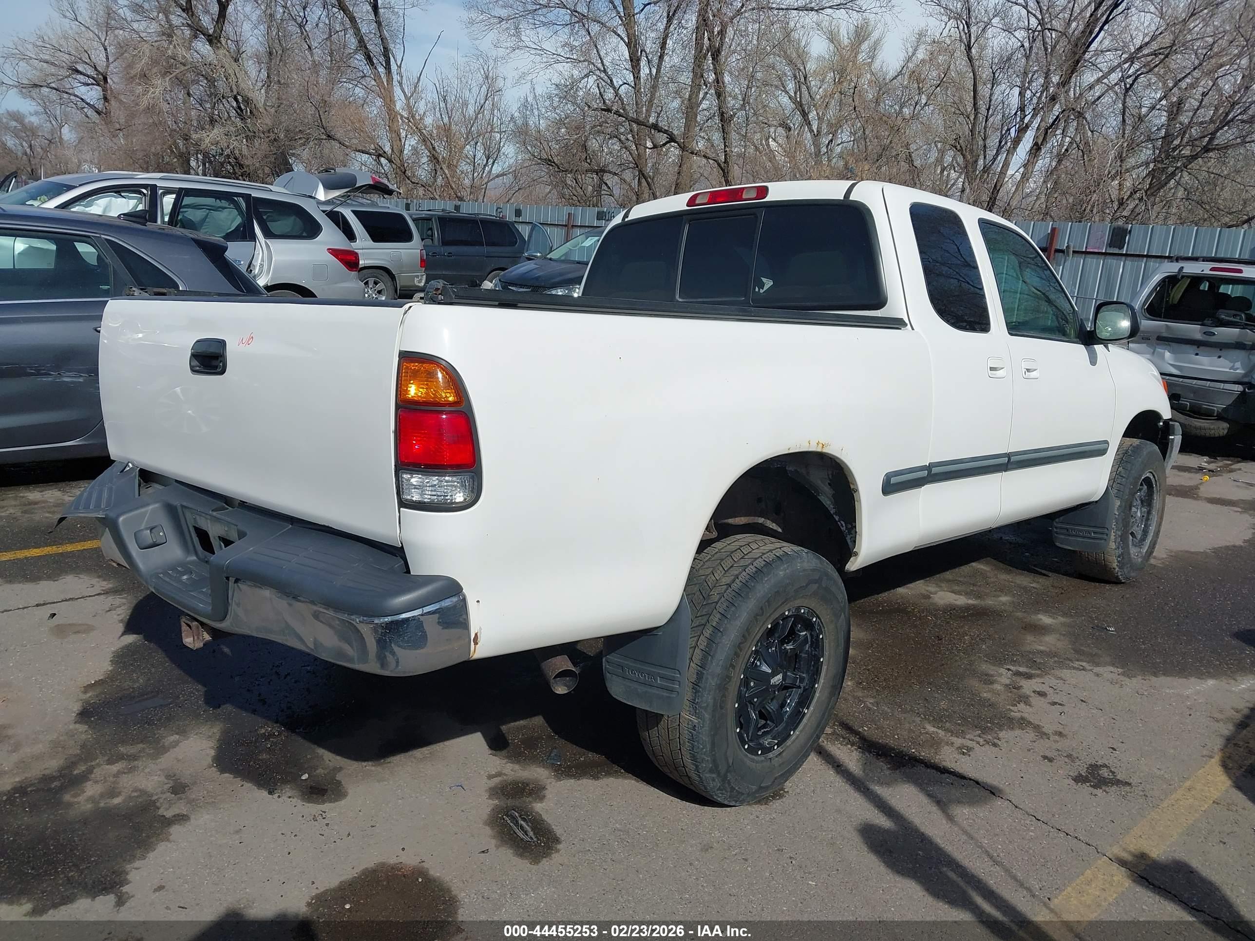 TOYOTA TUNDRA image 4