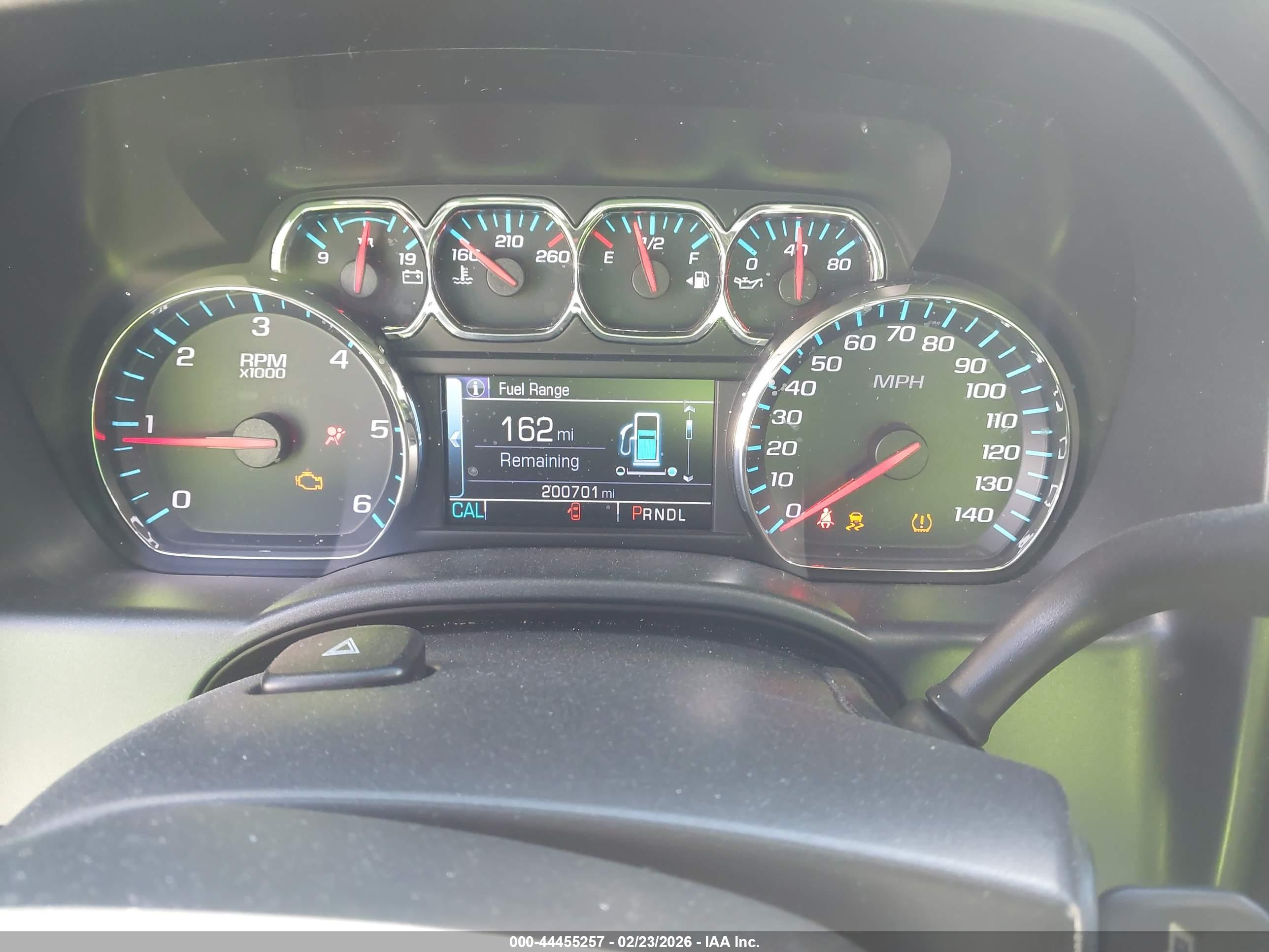 CHEVROLET SILVERADO image 7