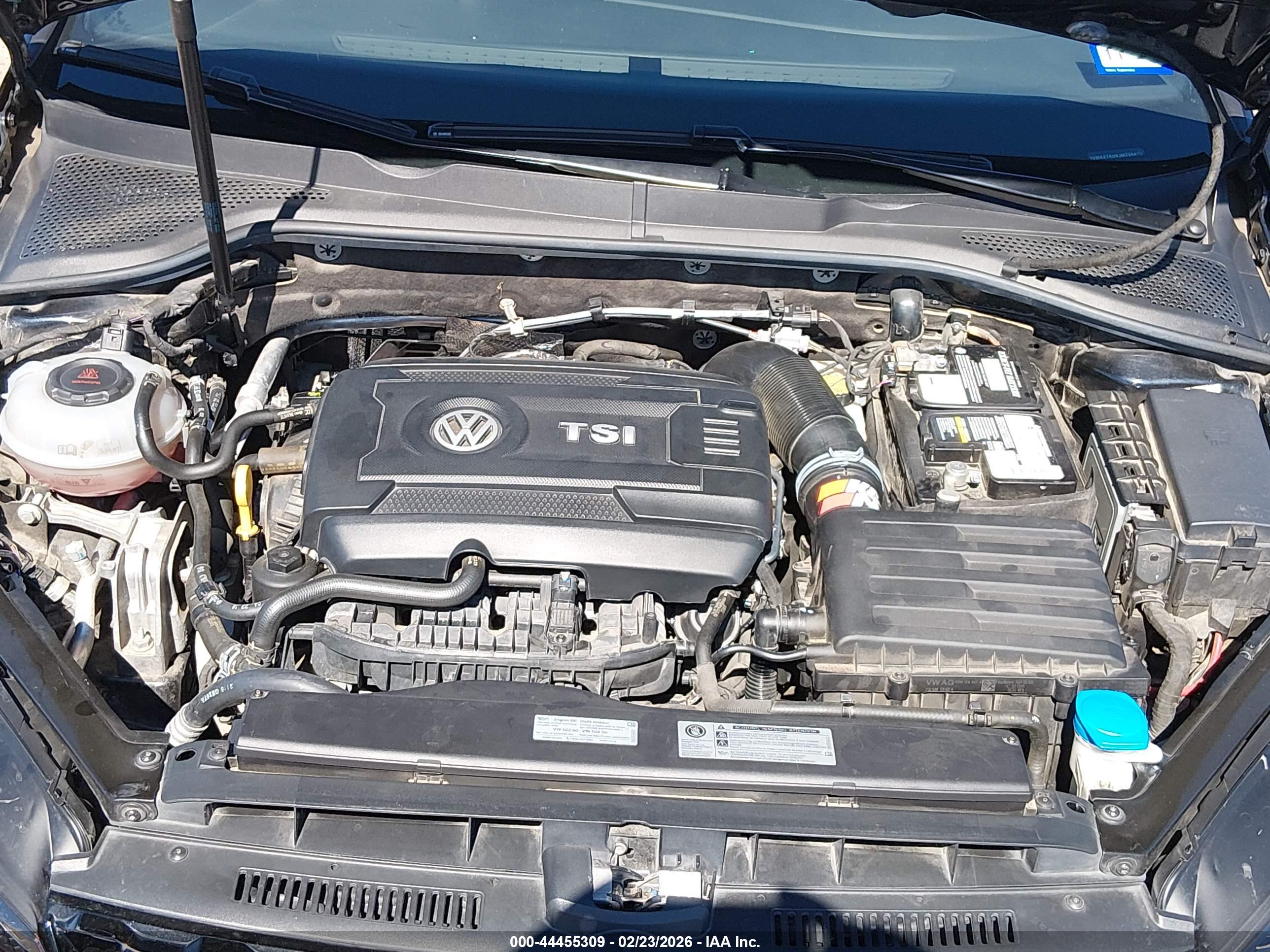 VOLKSWAGEN GOLF image 10