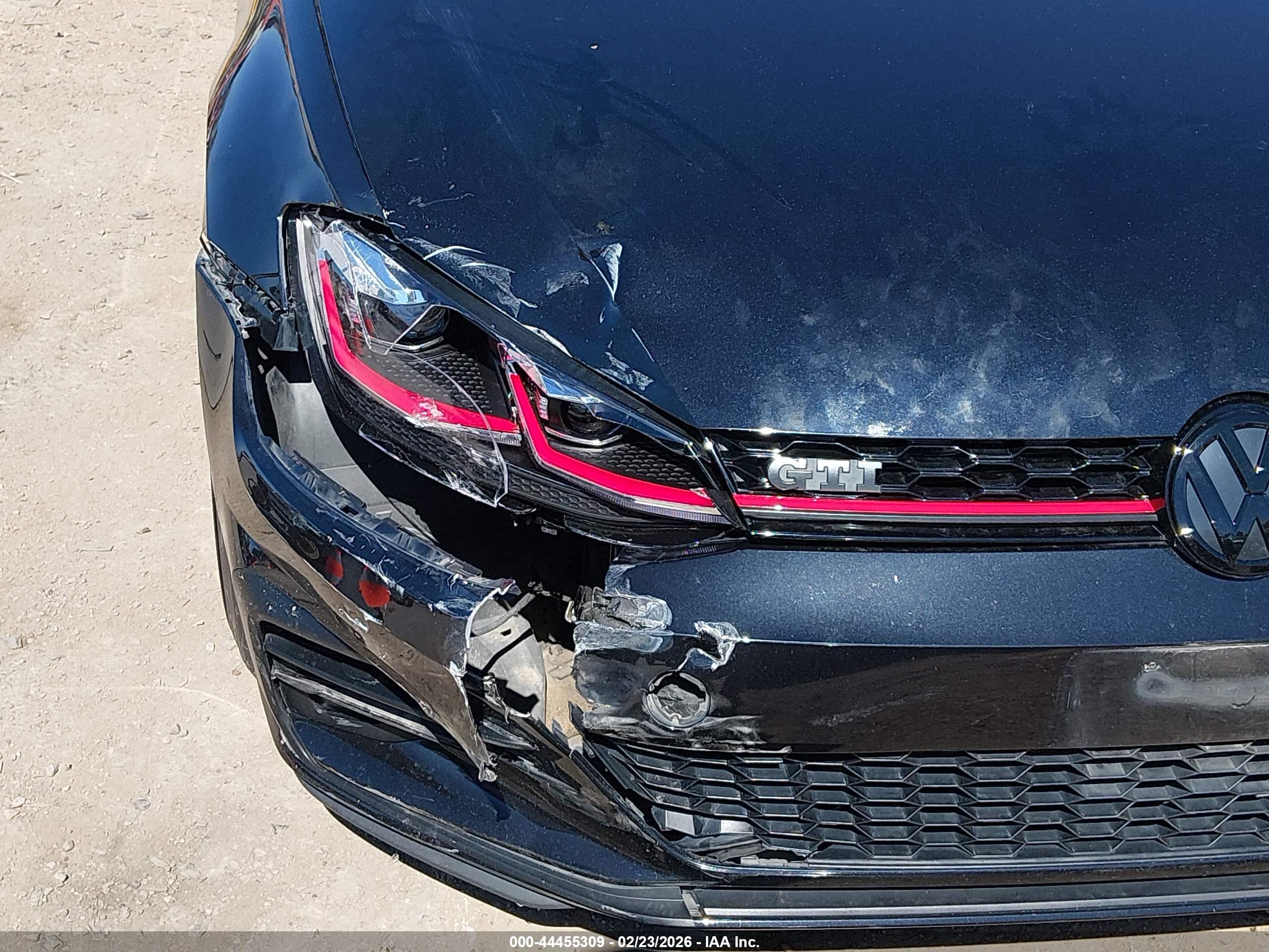 VOLKSWAGEN GOLF image 6