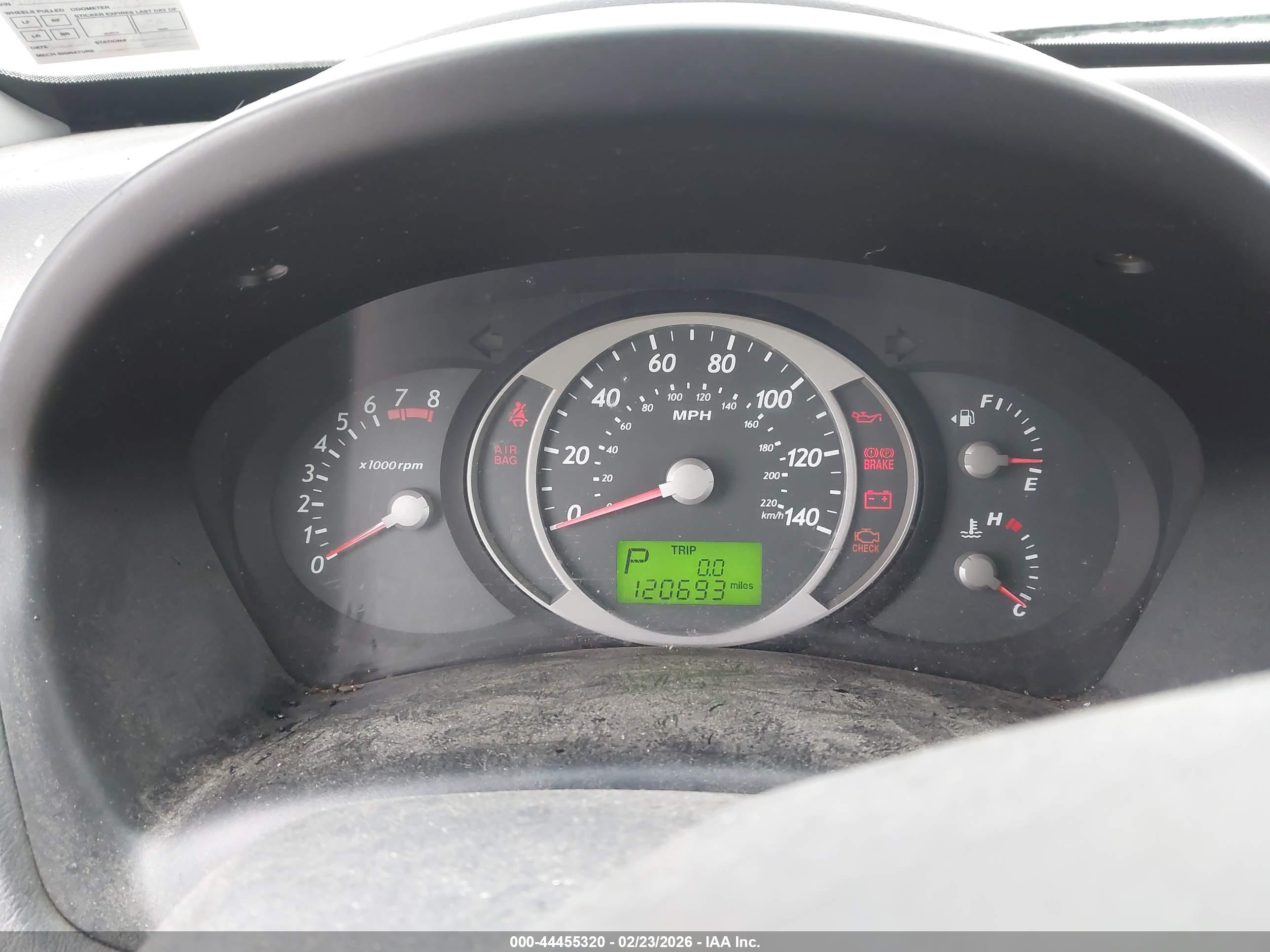 HYUNDAI TUCSON image 7