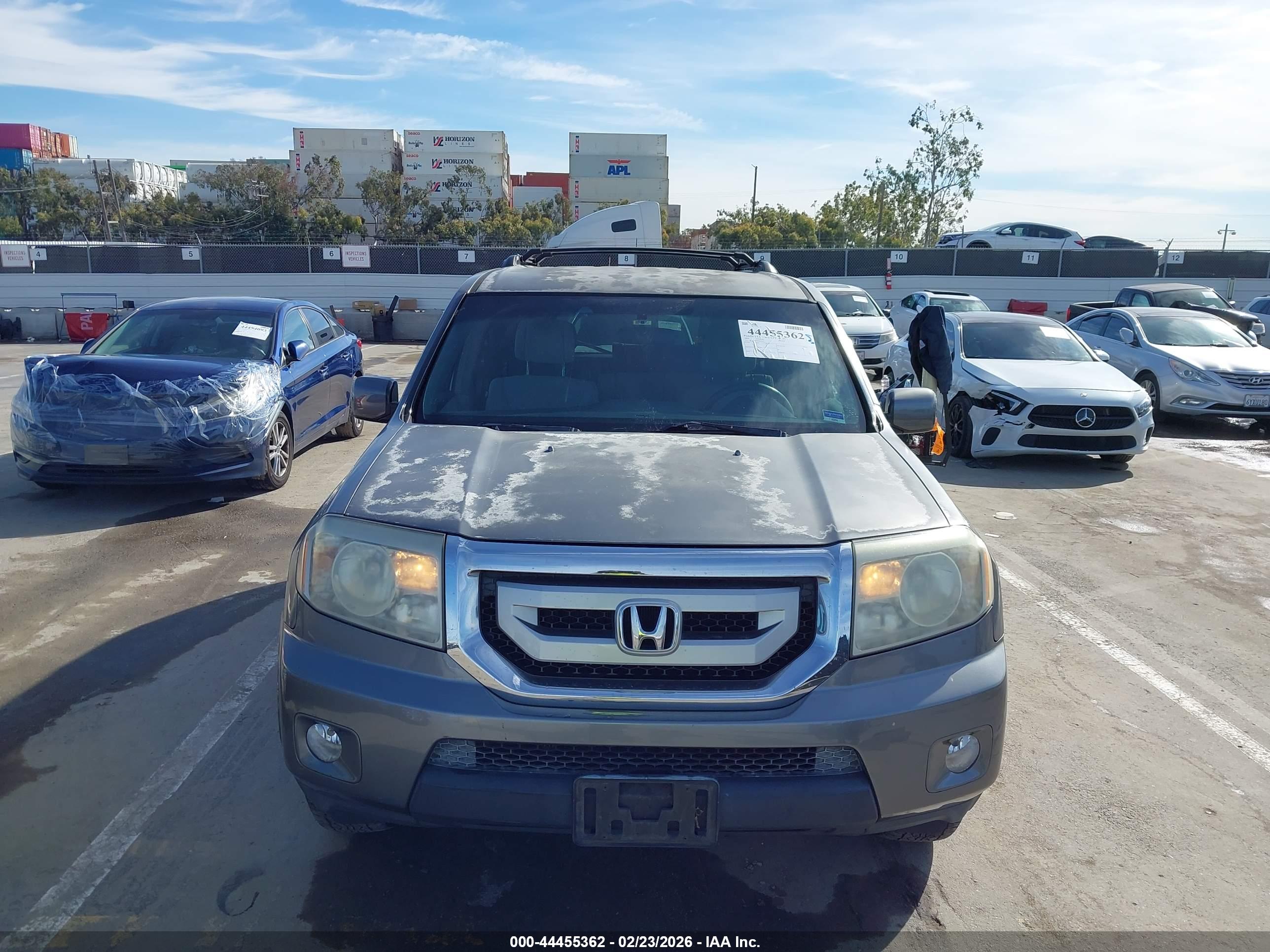 HONDA PILOT image 6