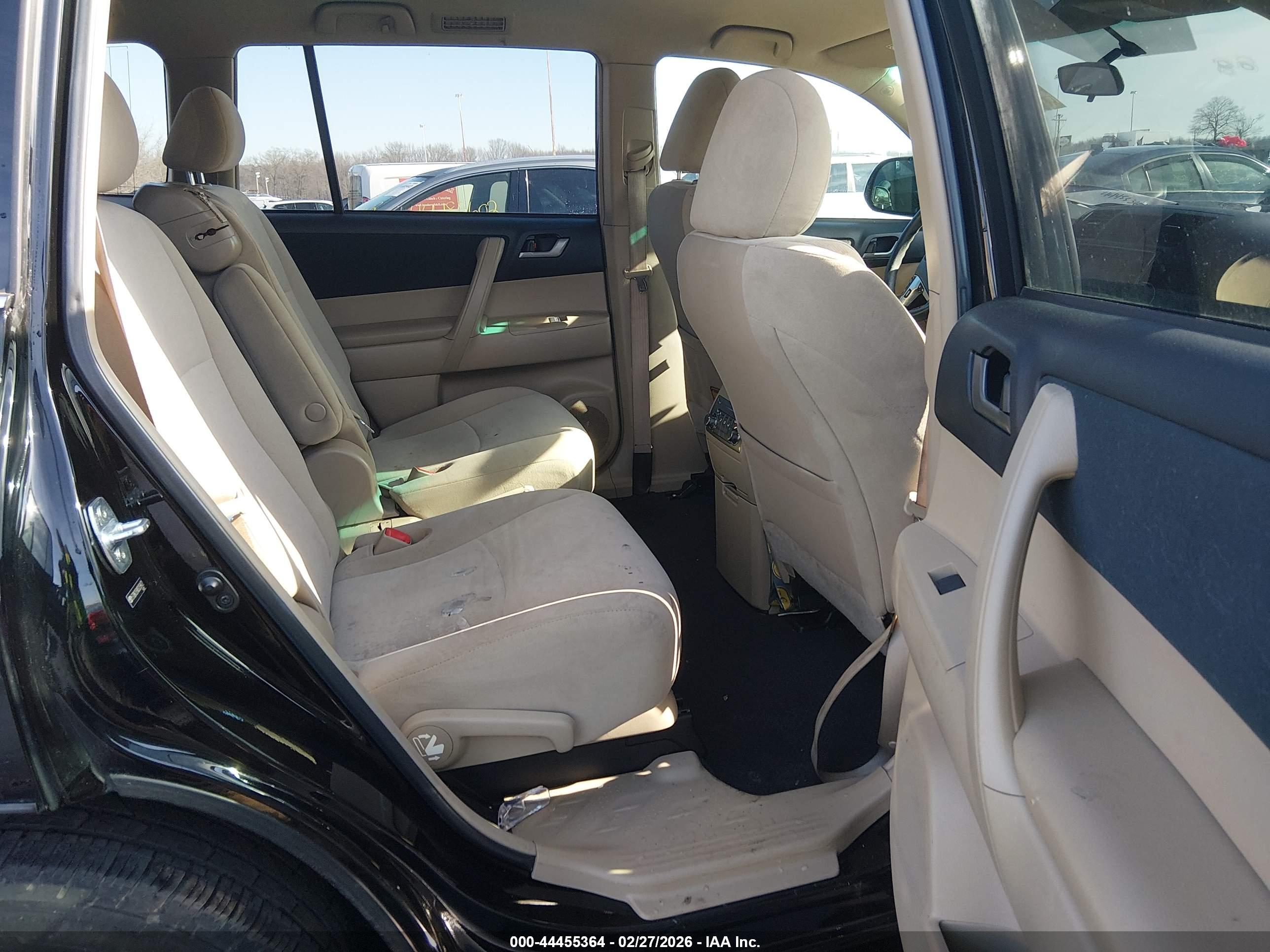 TOYOTA HIGHLANDER image 8