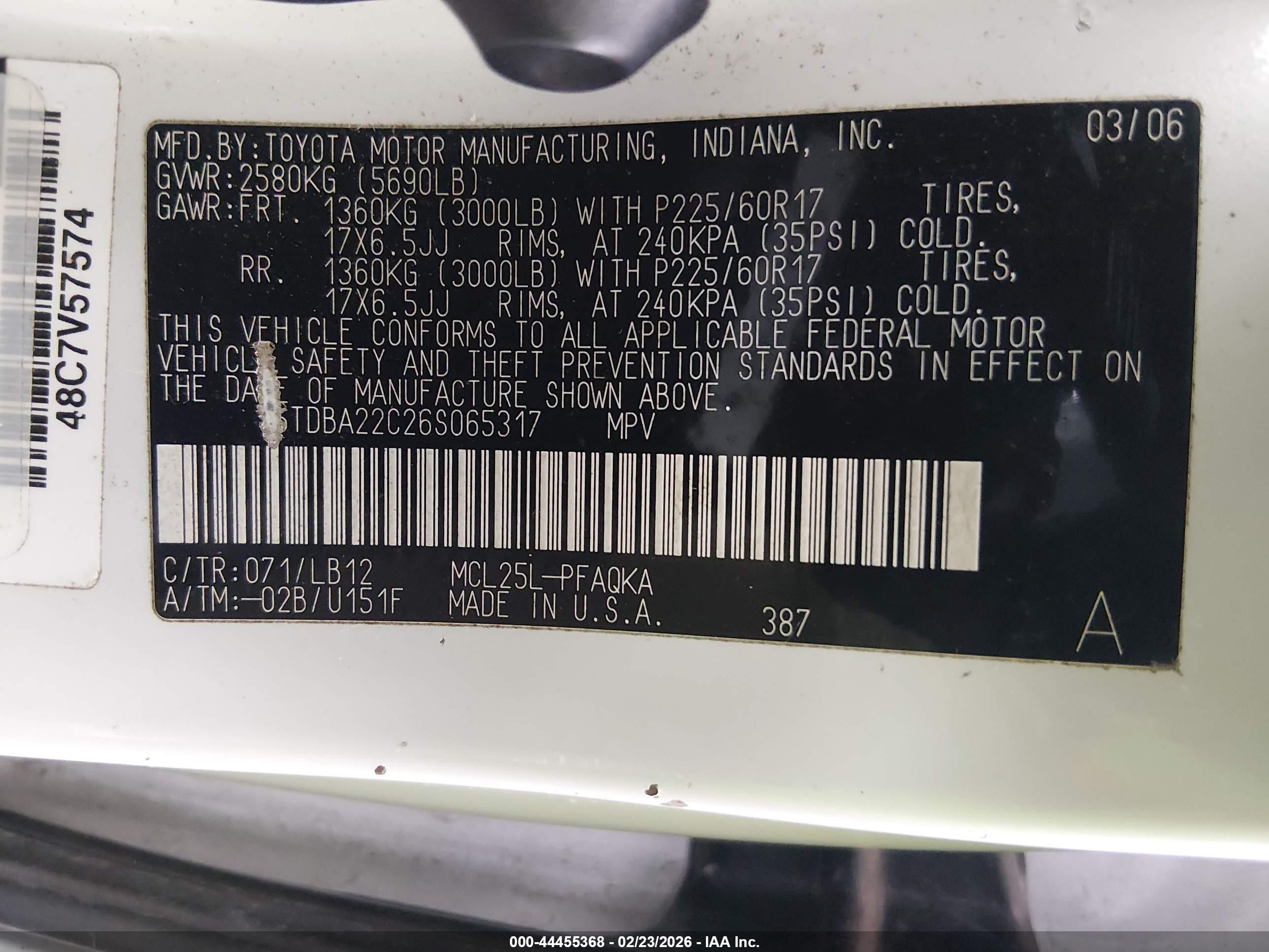 TOYOTA SIENNA image 9