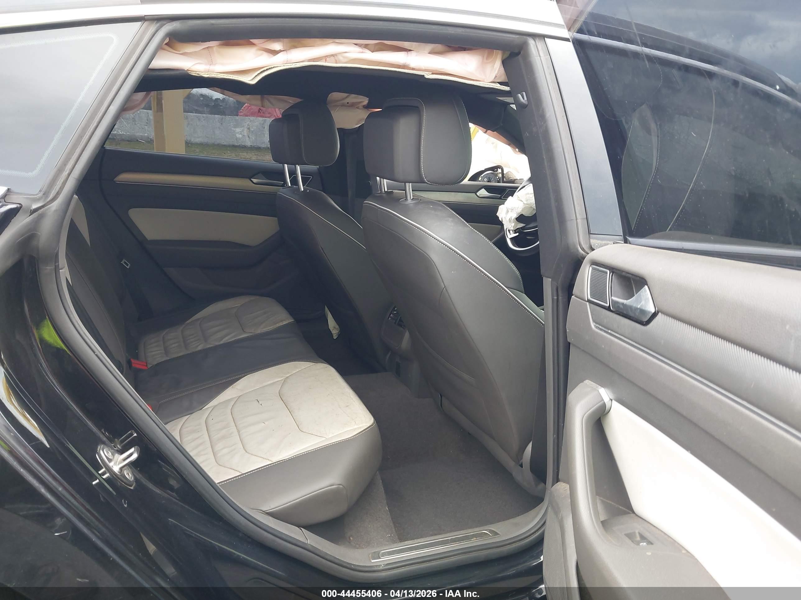 VOLKSWAGEN ARTEON image 8