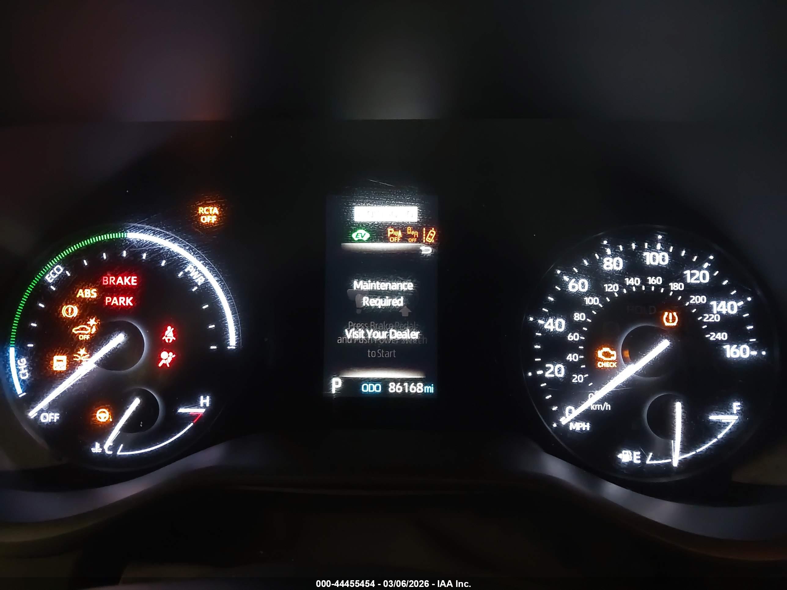 TOYOTA SIENNA image 7