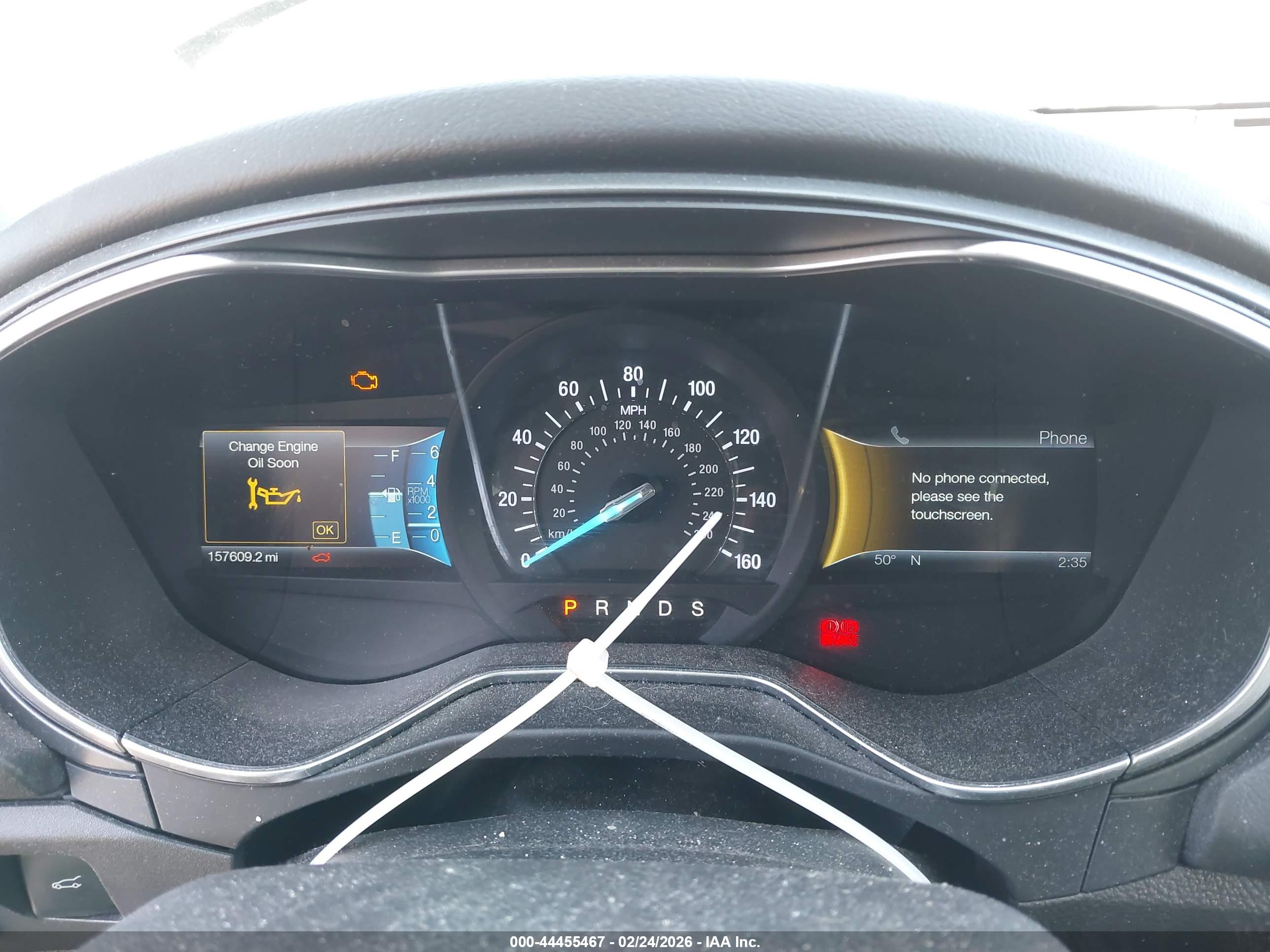 FORD FUSION image 7