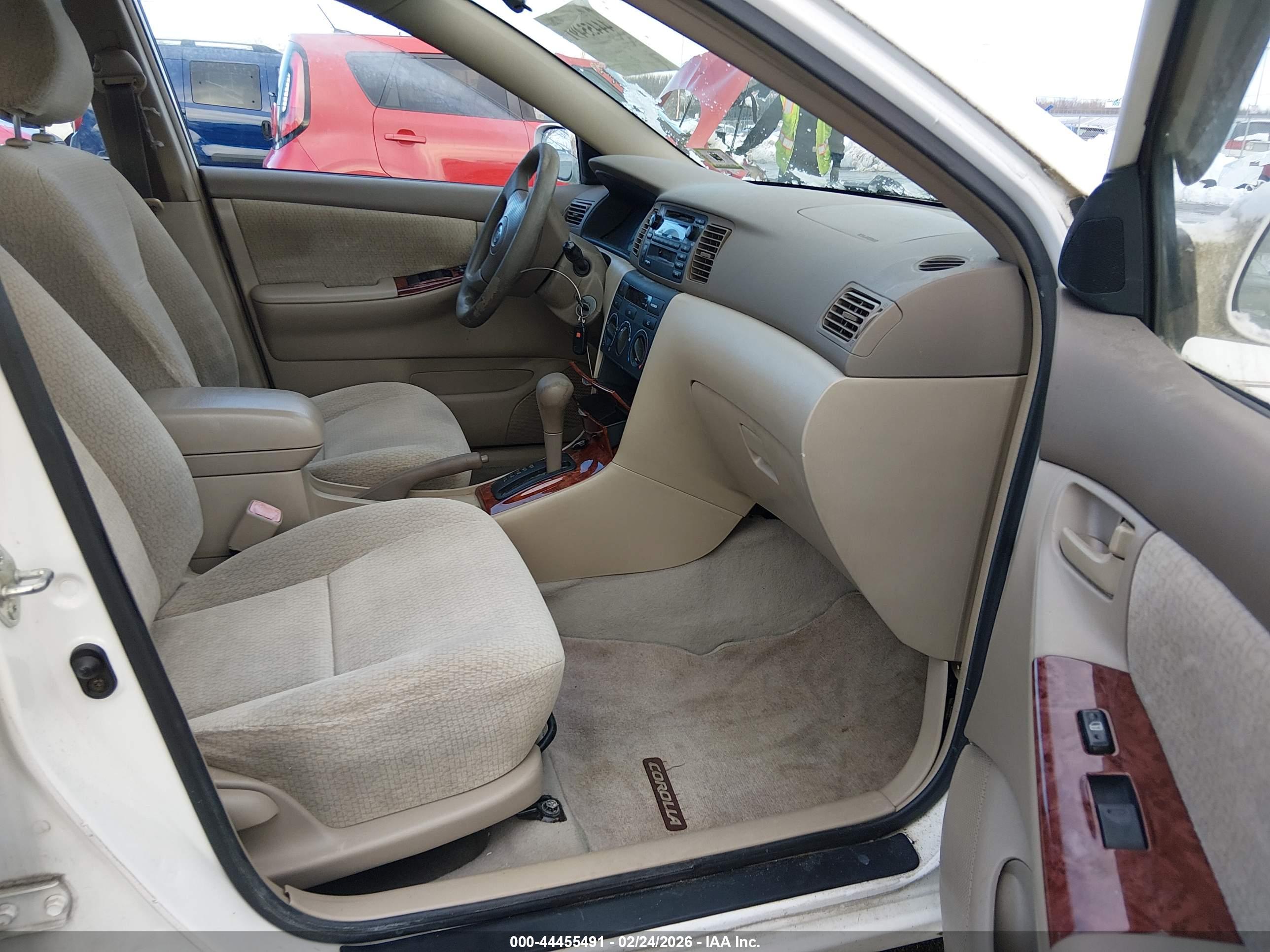 TOYOTA COROLLA image 5