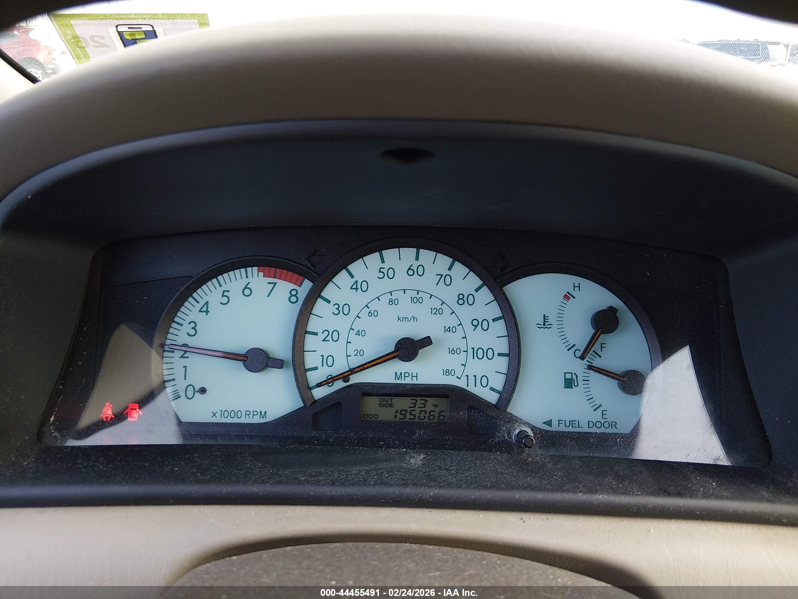 TOYOTA COROLLA image 7