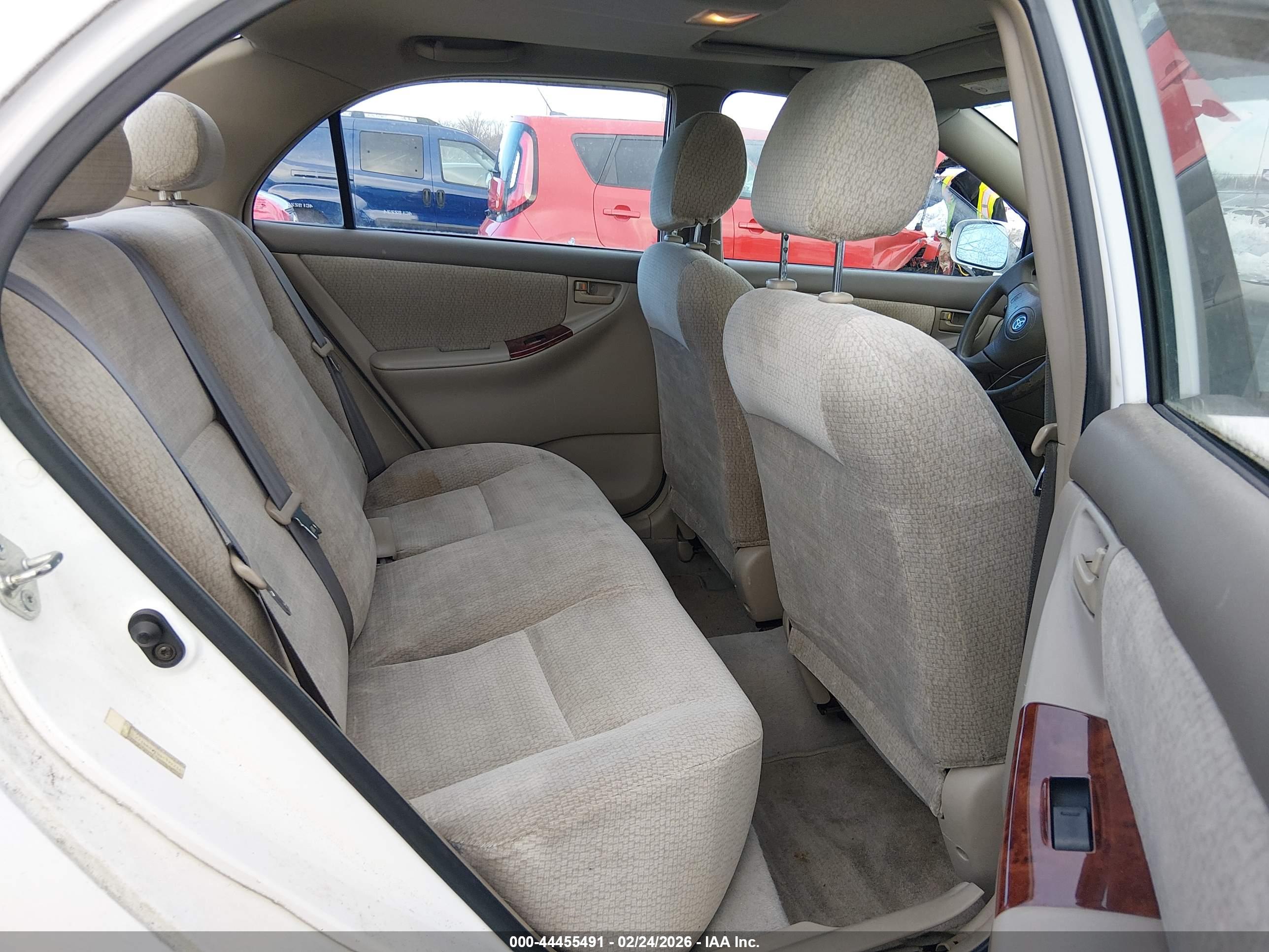 TOYOTA COROLLA image 8