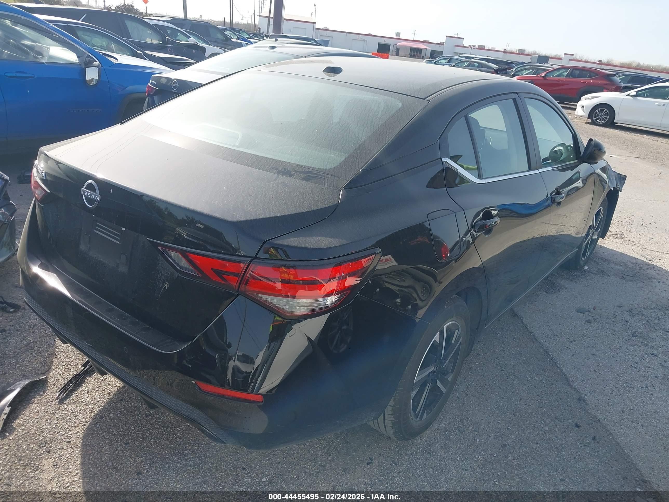 NISSAN SENTRA image 4