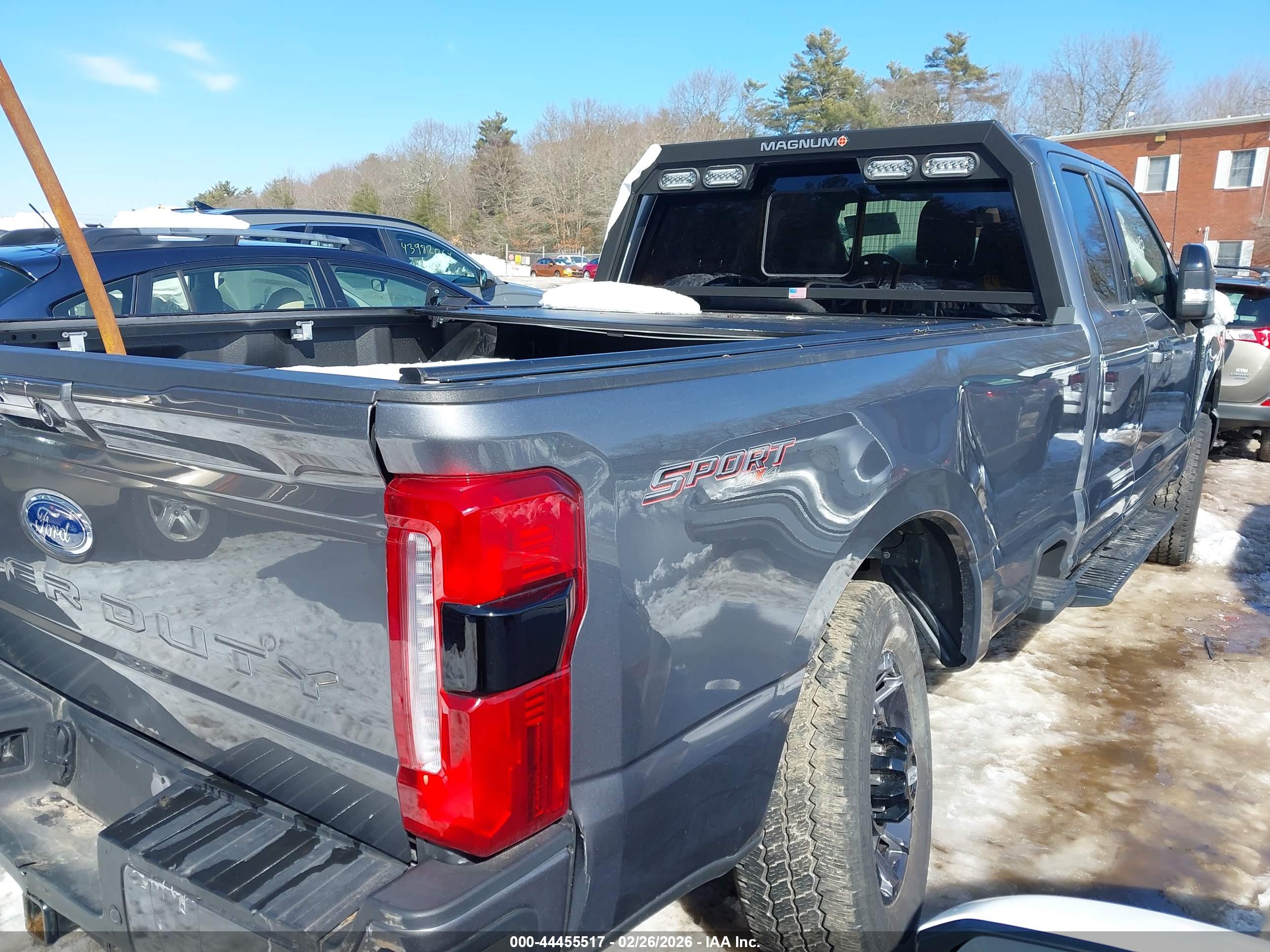 FORD F-350 image 4