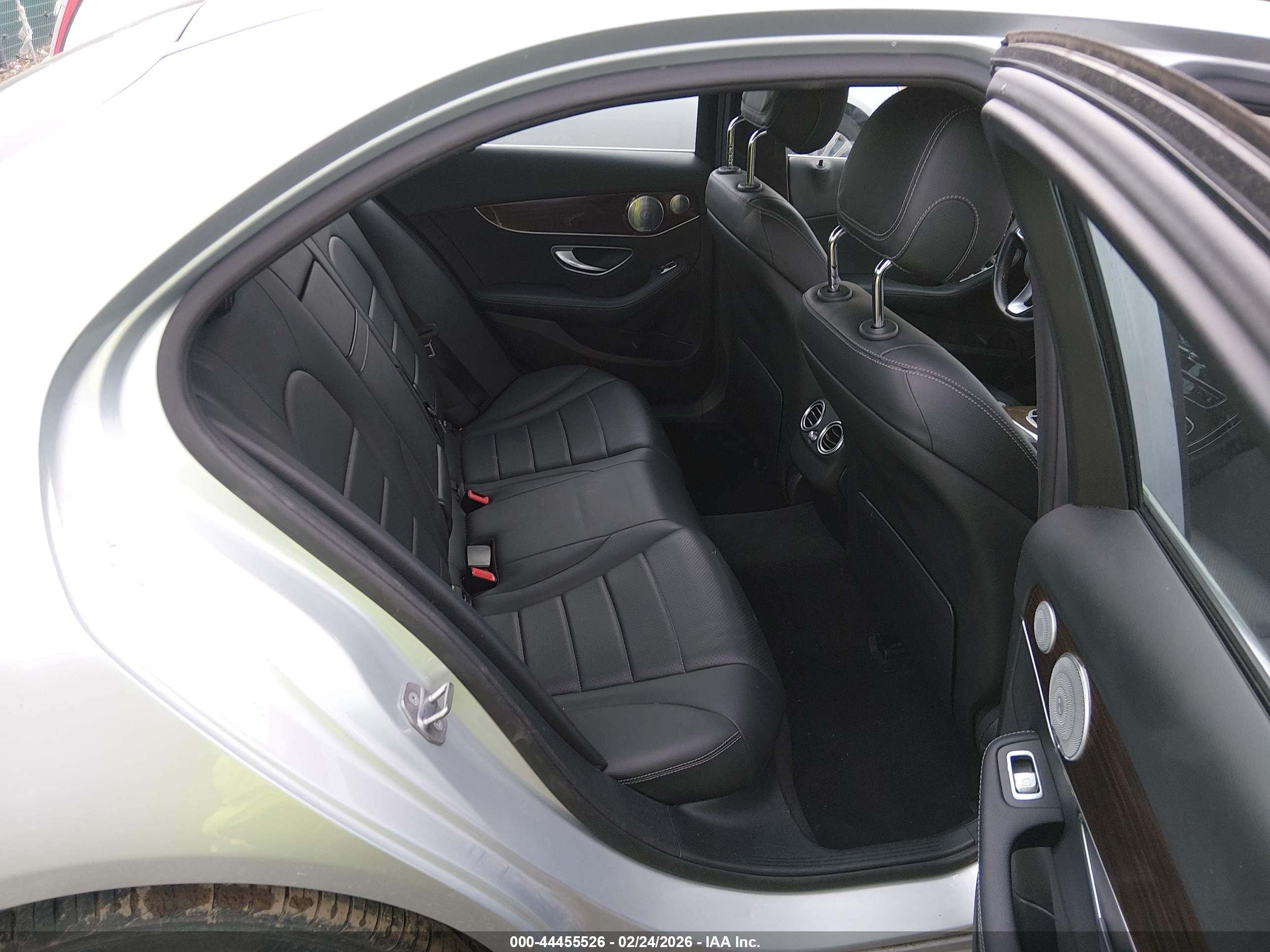 MERCEDES-BENZ C image 8