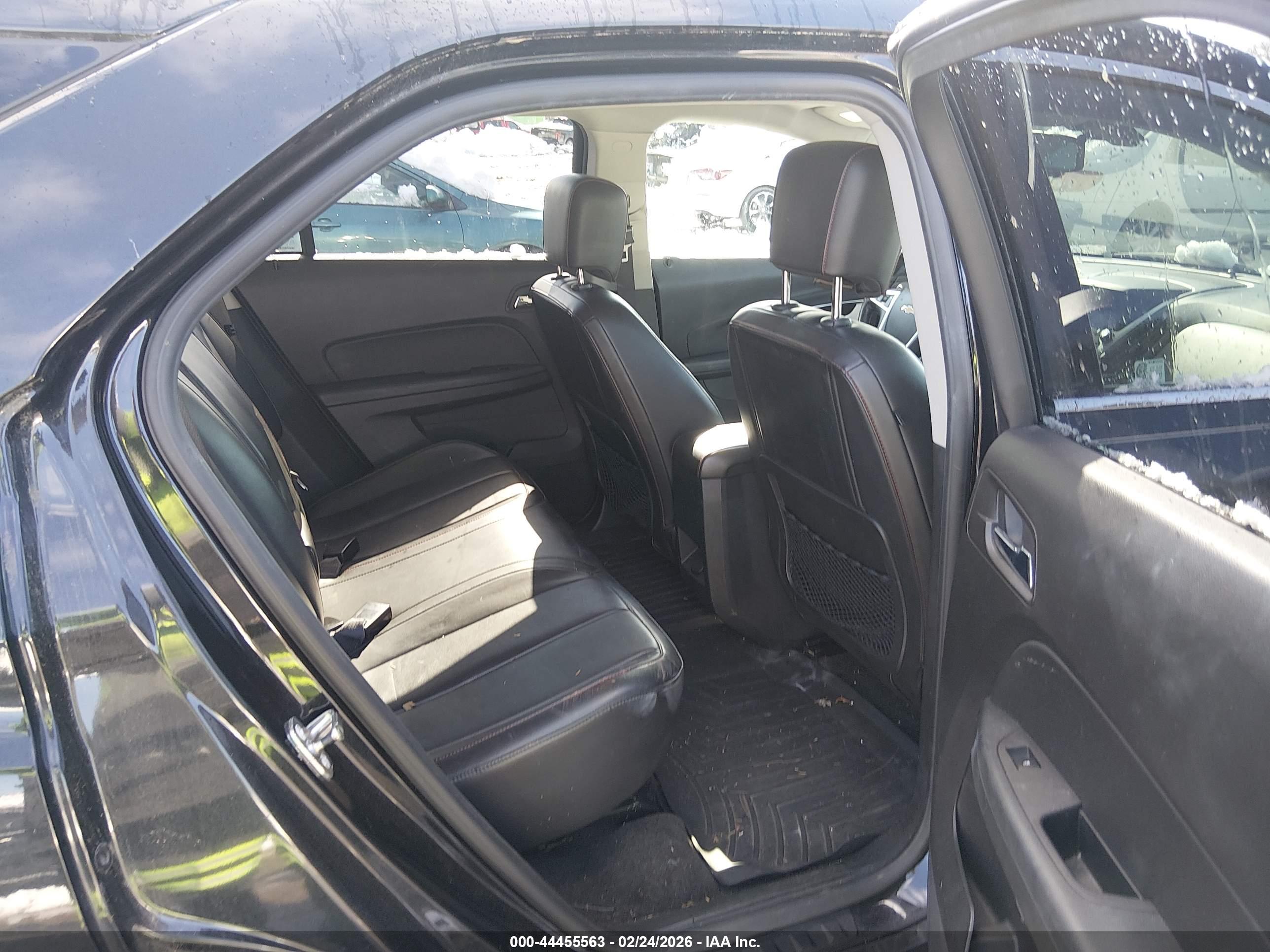 CHEVROLET EQUINOX image 8