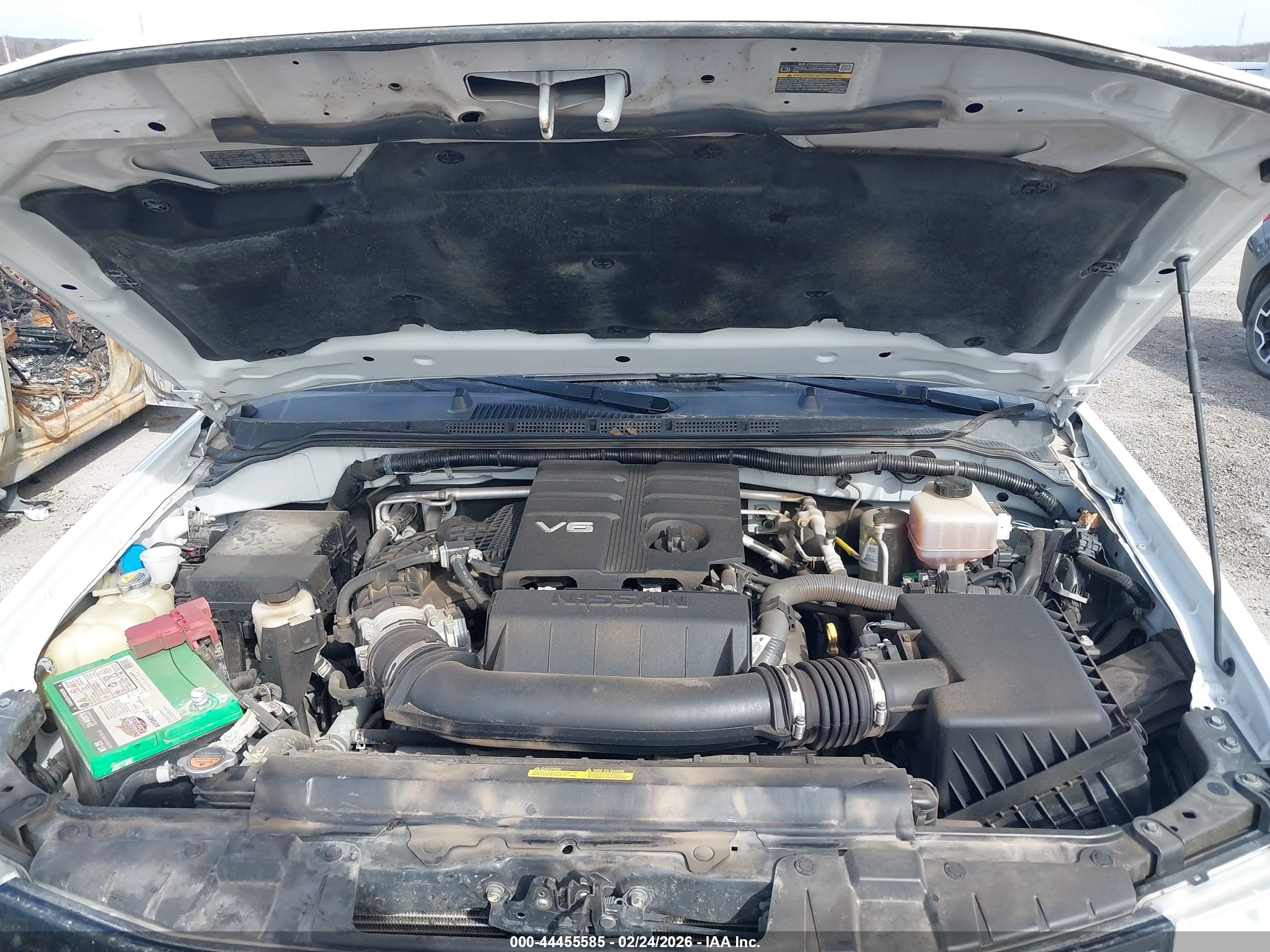NISSAN FRONTIER image 10