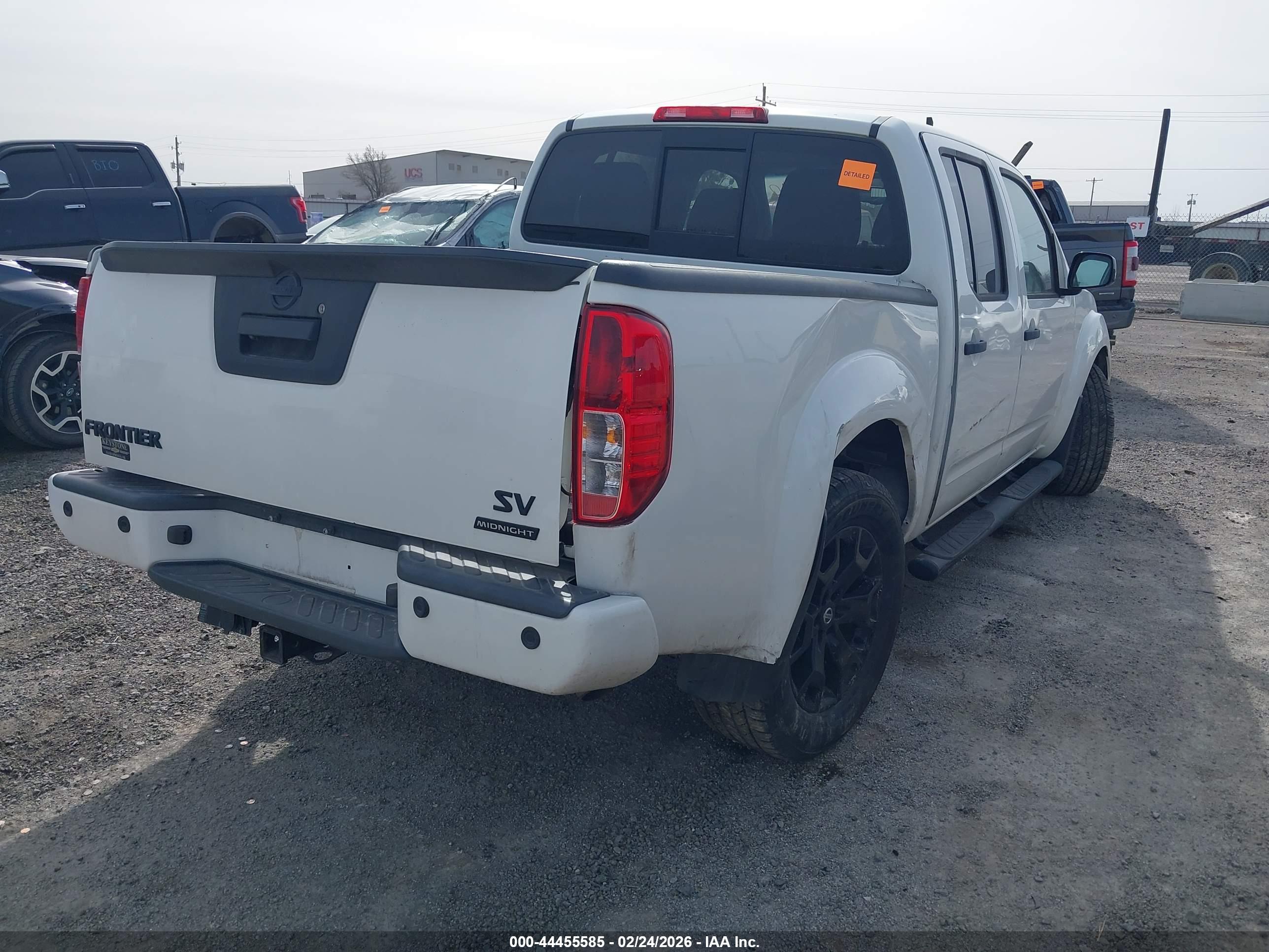 NISSAN FRONTIER image 4