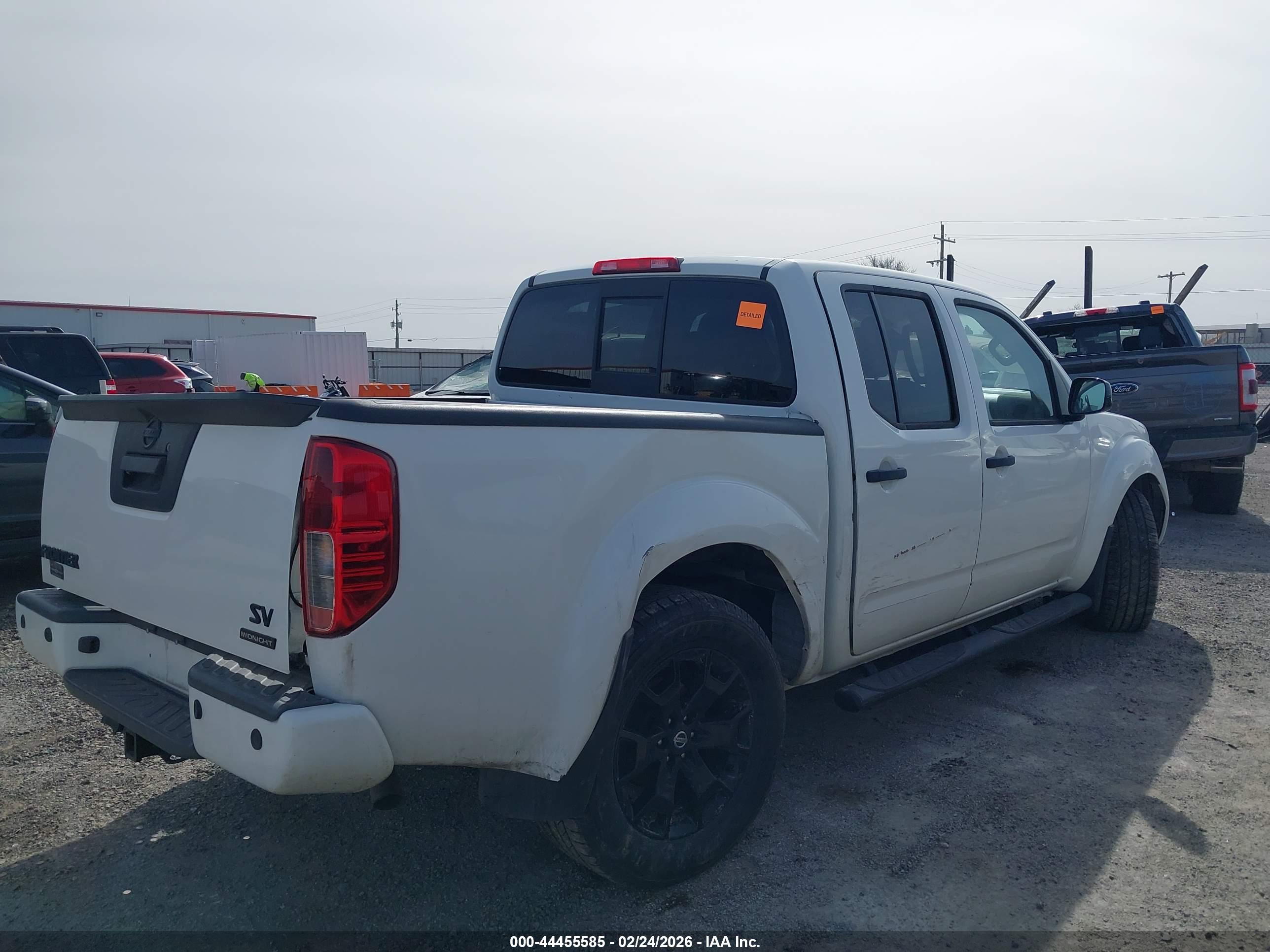 NISSAN FRONTIER image 6