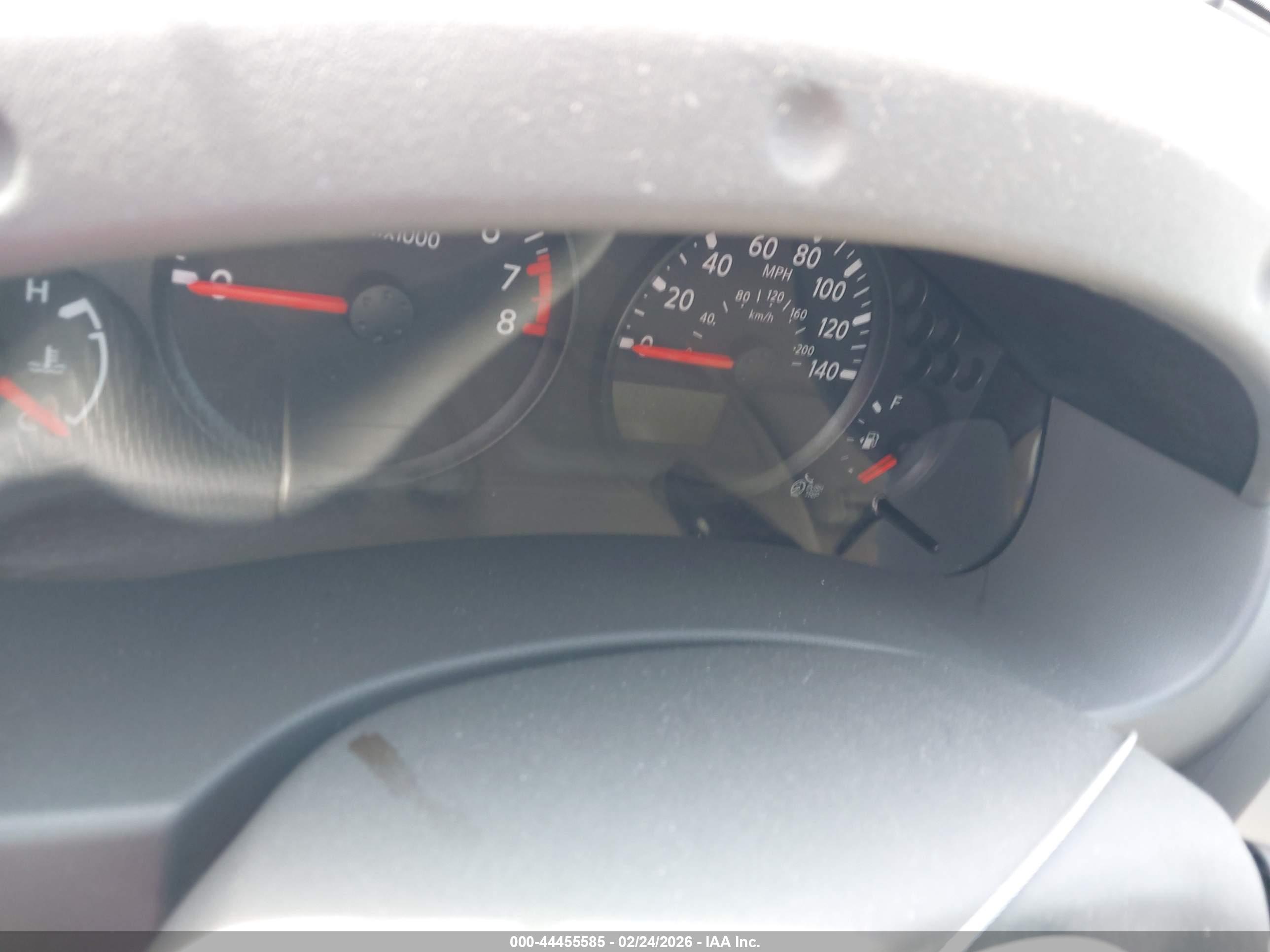 NISSAN FRONTIER image 7