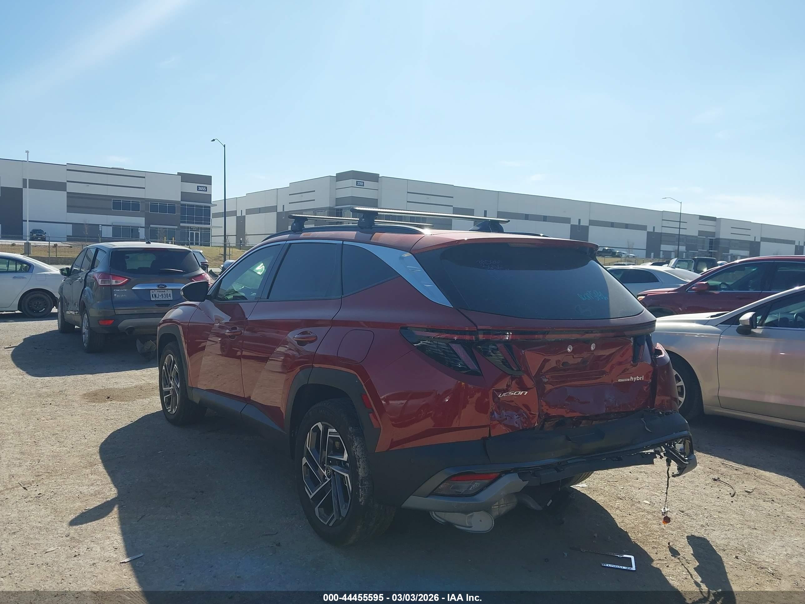 HYUNDAI TUCSON image 3