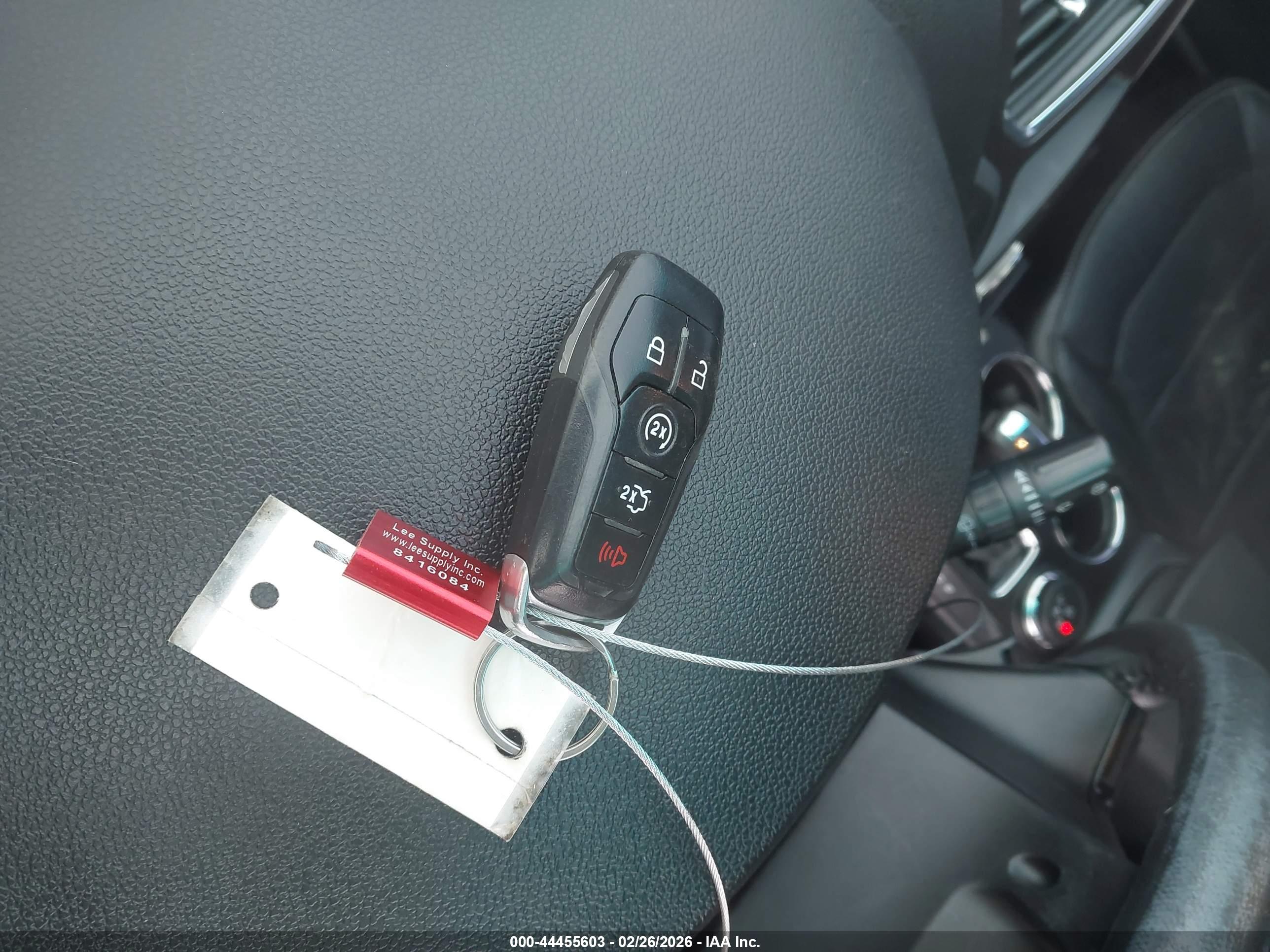 FORD EXPLORER image 11