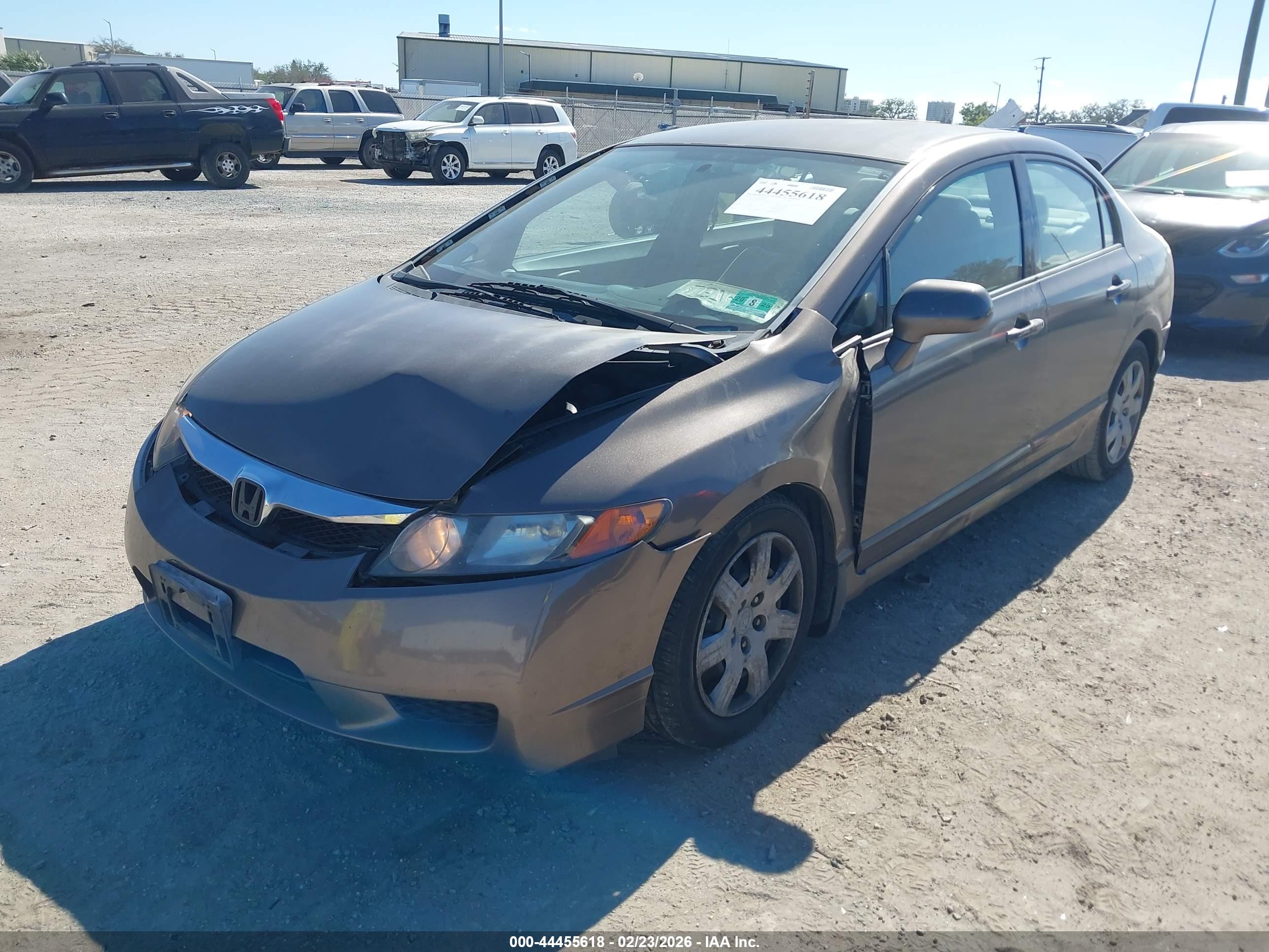 HONDA CIVIC image 2