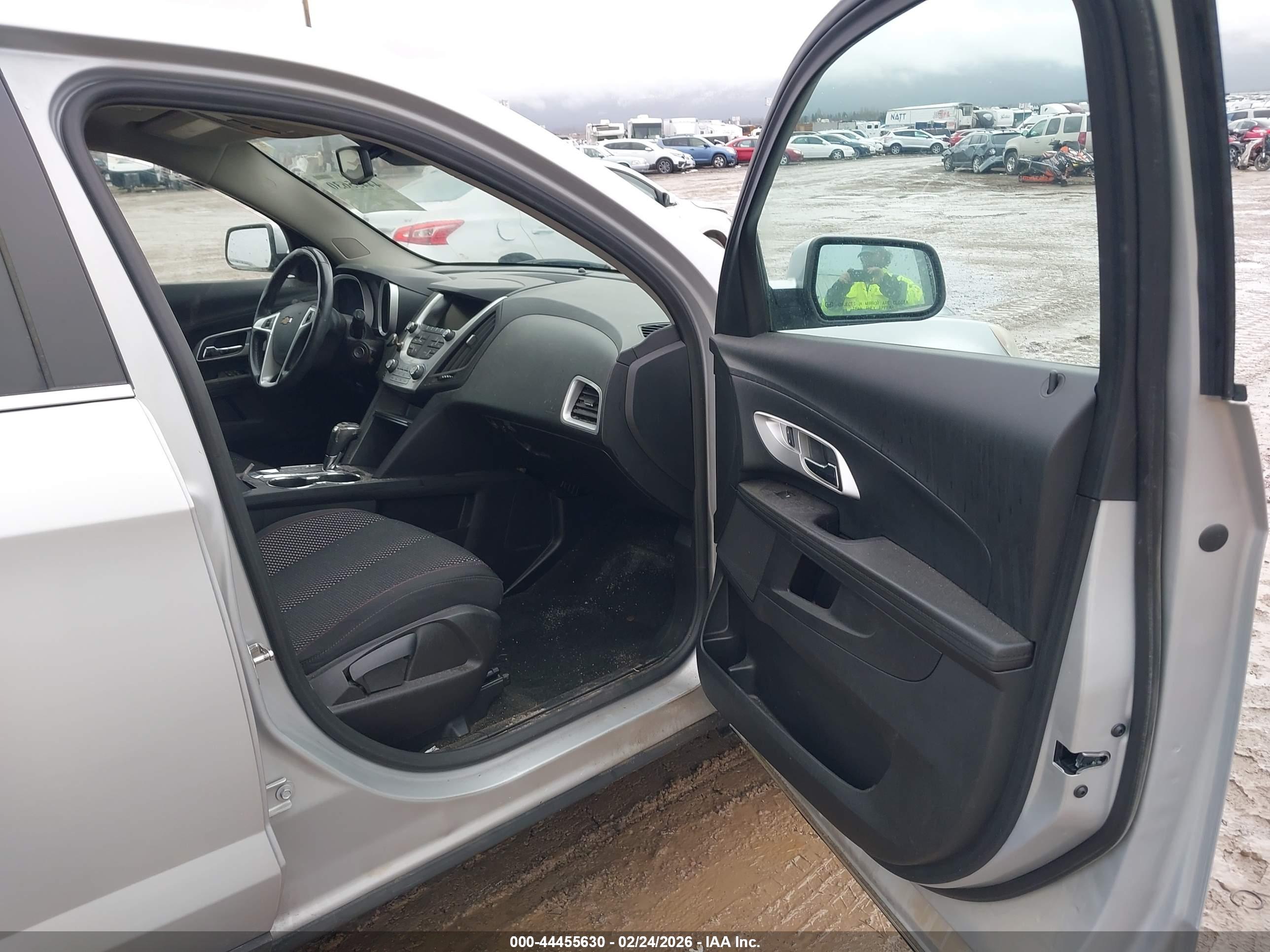 CHEVROLET EQUINOX image 5