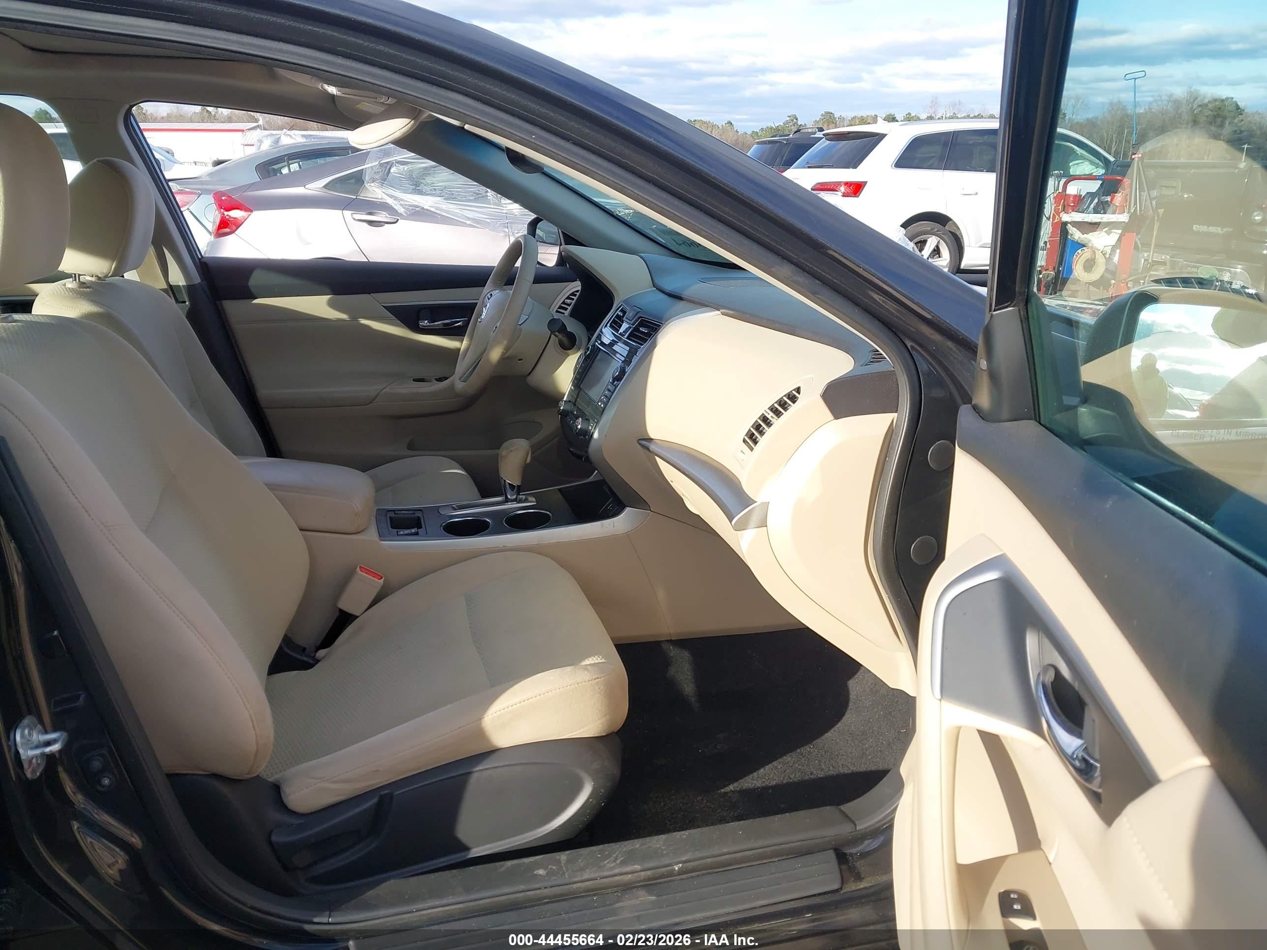 NISSAN ALTIMA image 5