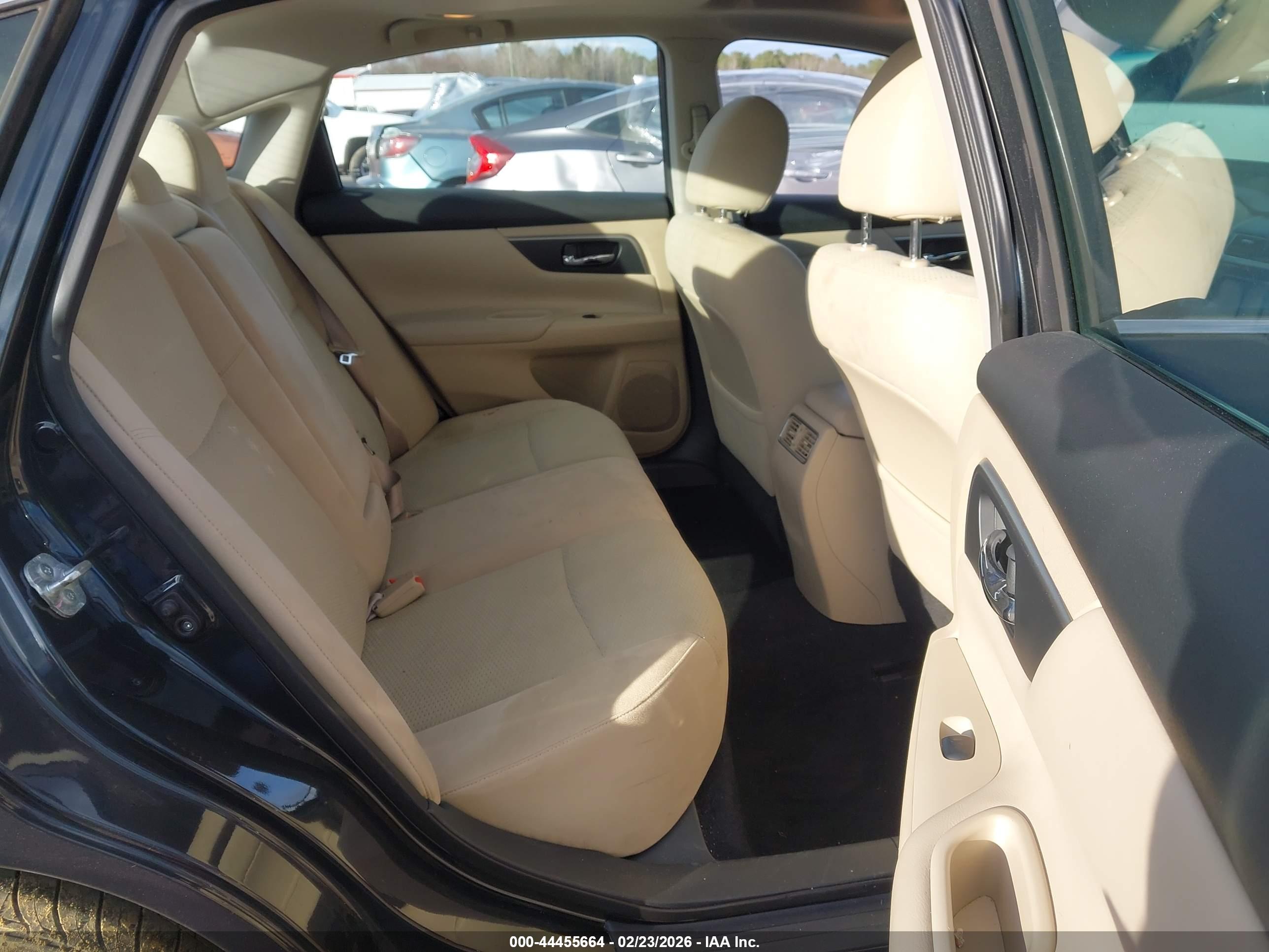 NISSAN ALTIMA image 8