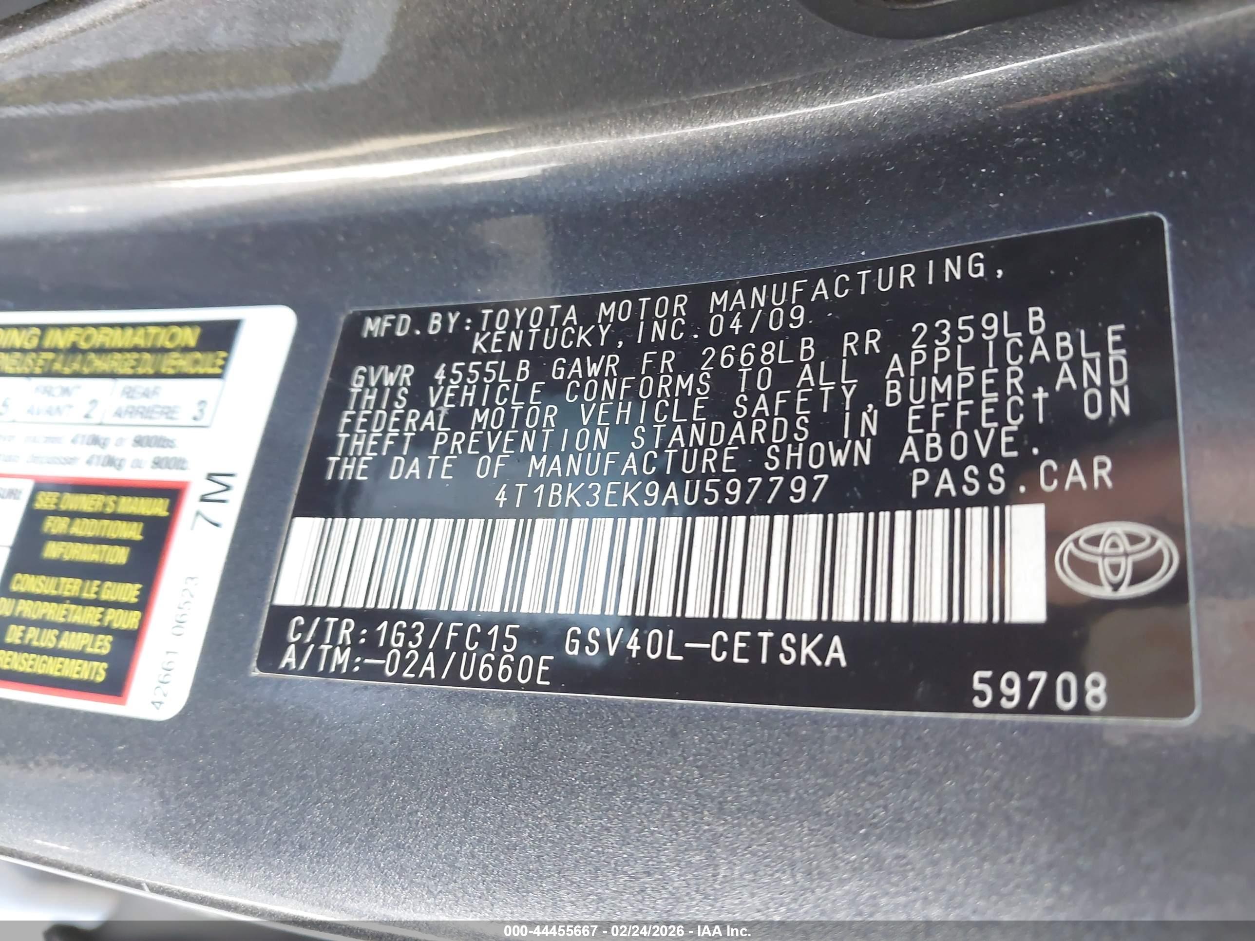 TOYOTA CAMRY image 9