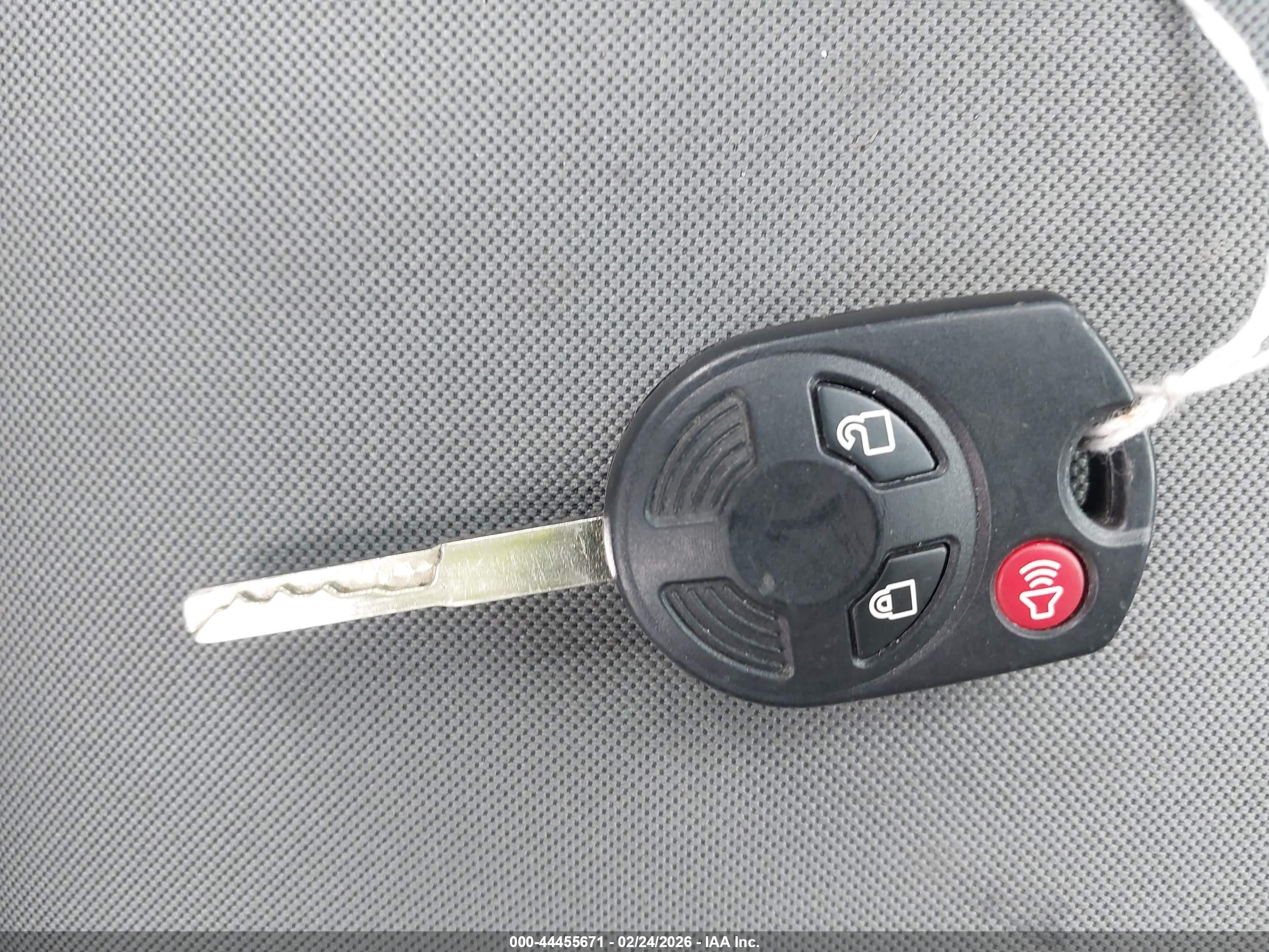 FORD ESCAPE image 11