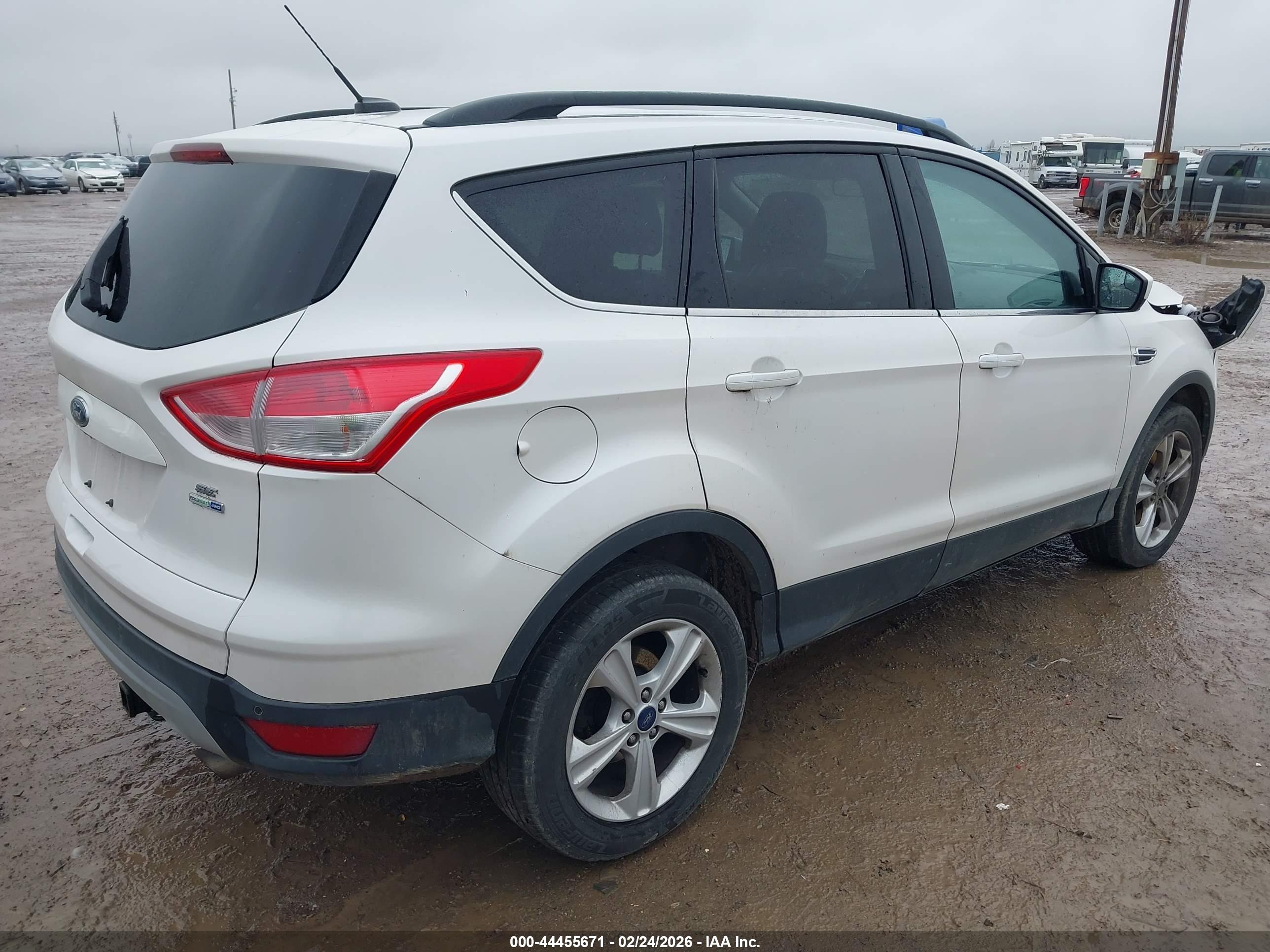 FORD ESCAPE image 4