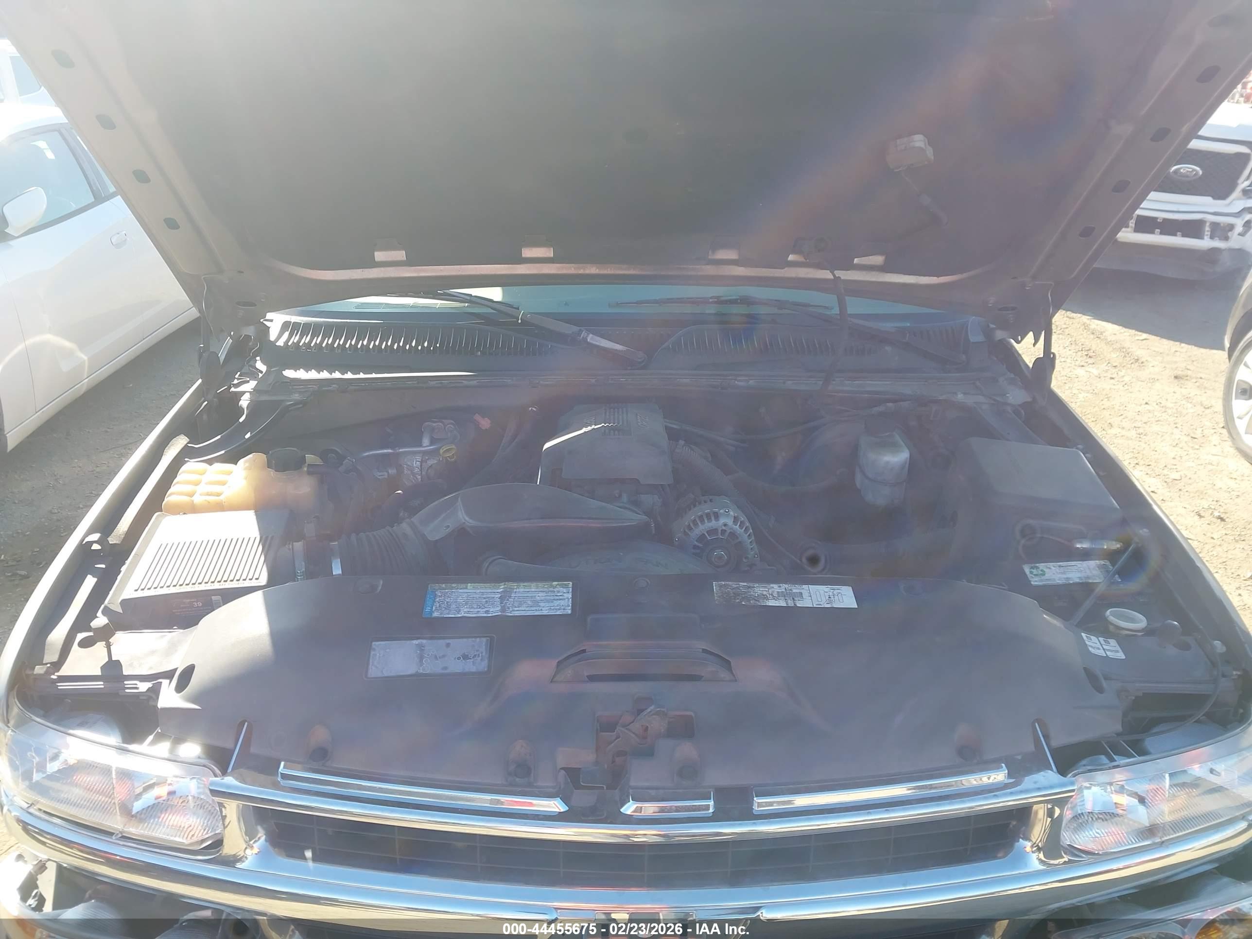 CHEVROLET SILVERADO image 10