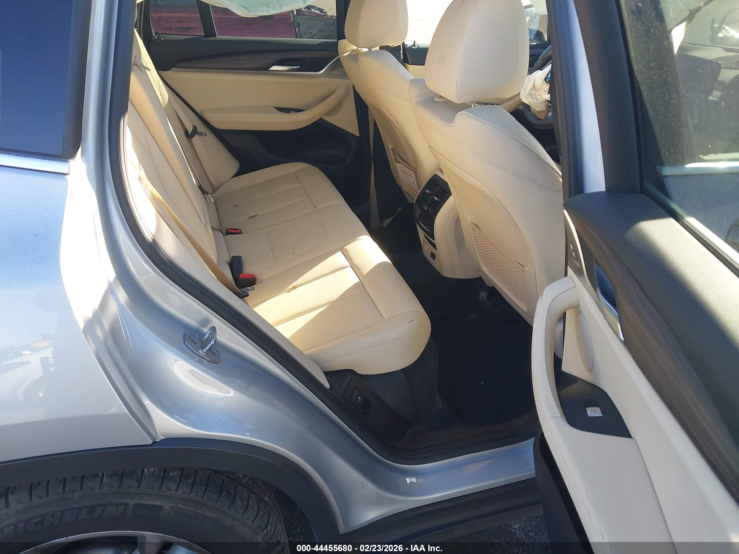 BMW X3 image 8