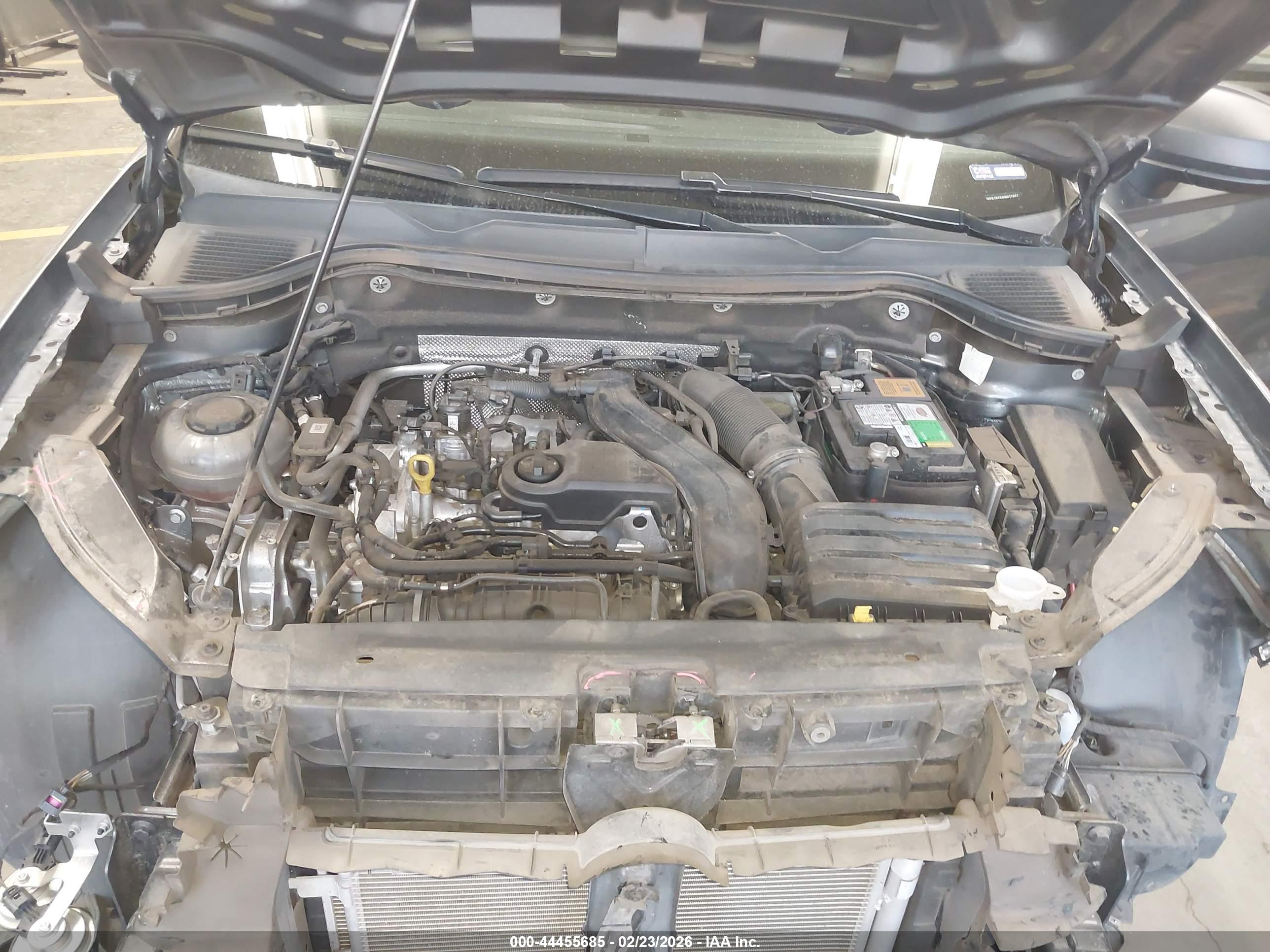 VOLKSWAGEN TAOS image 10