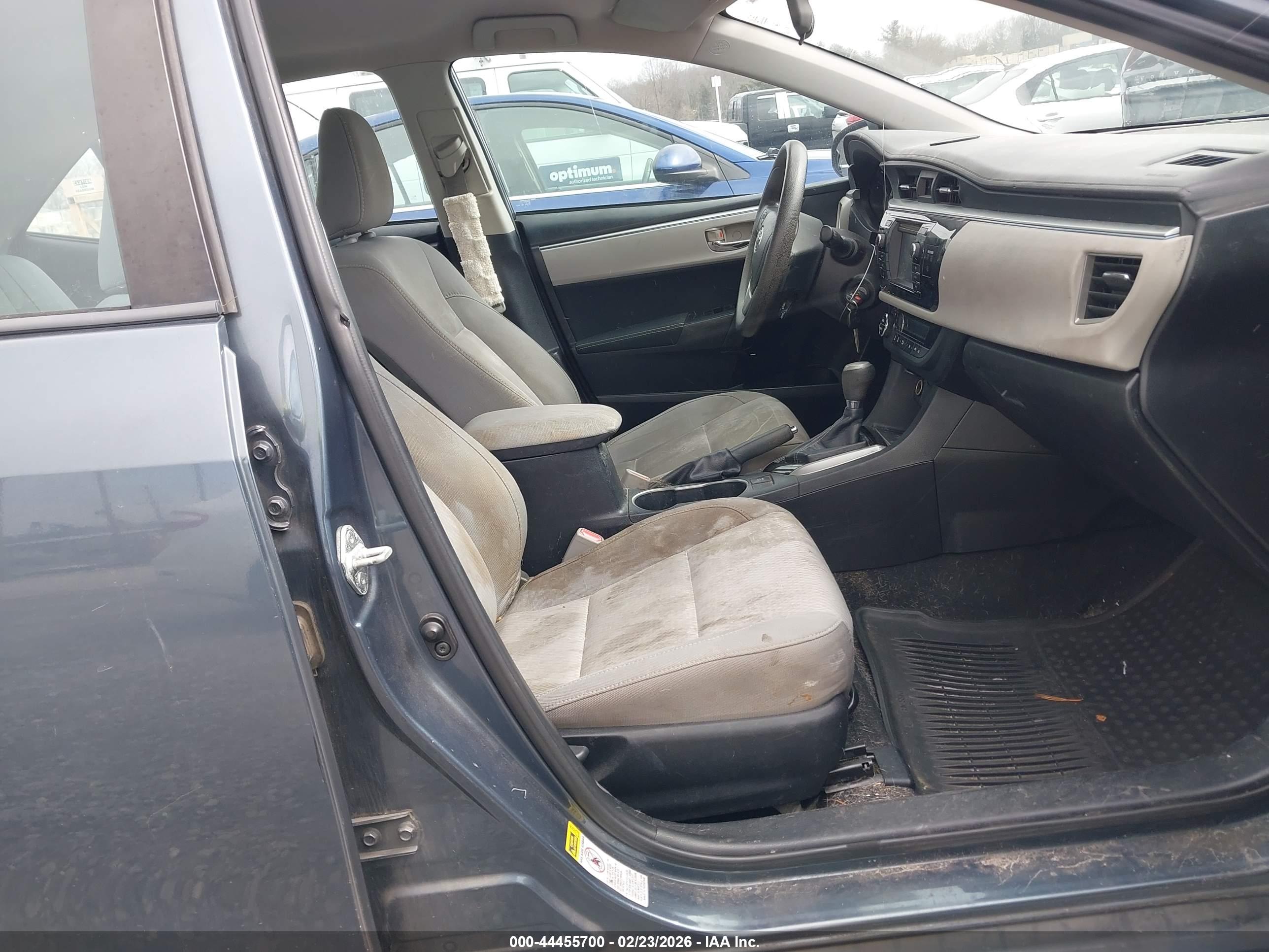 TOYOTA COROLLA image 5