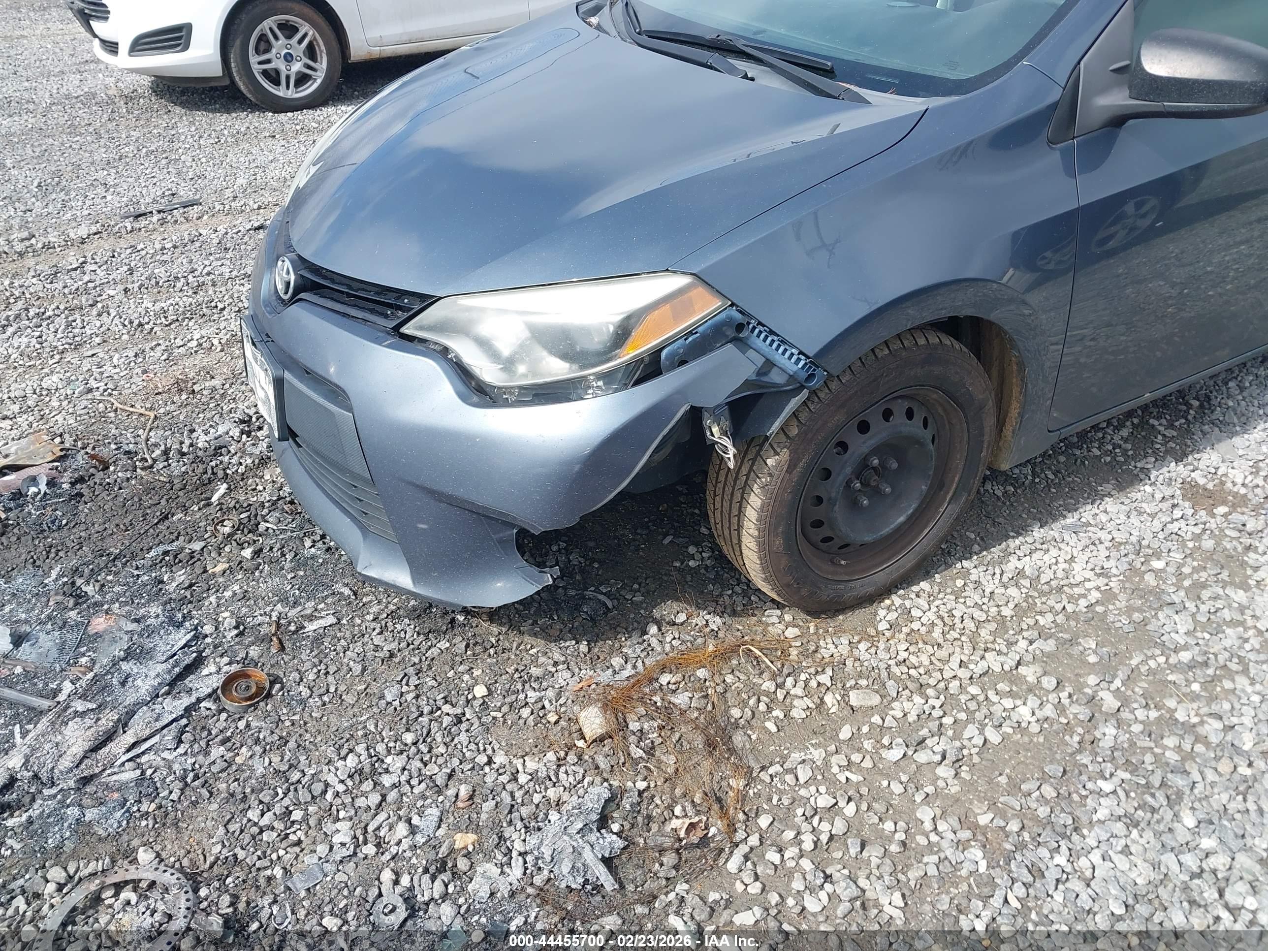 TOYOTA COROLLA image 6